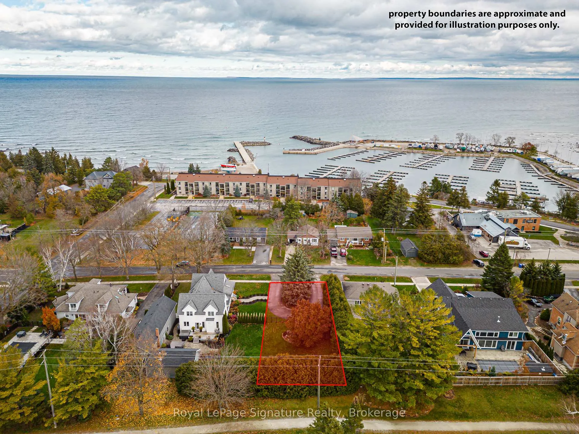Front of PT LT 28 Huron Street W
