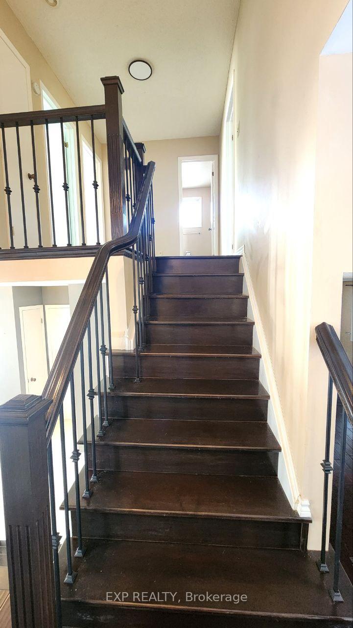 Photo 12 of 50 Evergreen Drive, Whitby, Blue Grass Meadows — HOMEH