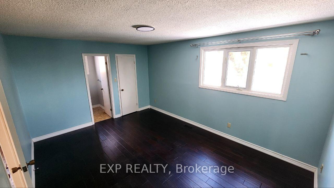 Photo 13 of 50 Evergreen Drive, Whitby, Blue Grass Meadows — HOMEH