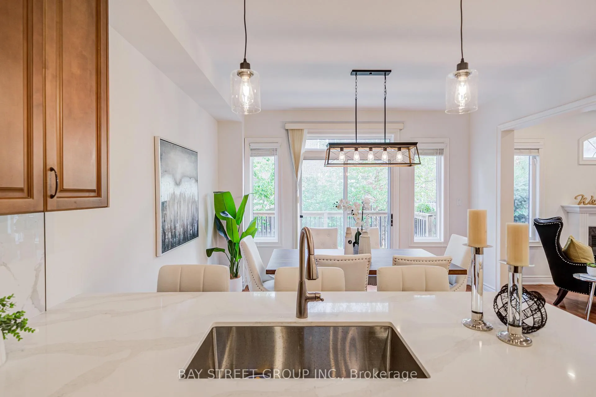 Photo 22 of 15 Sisley Crescent, Vaughan, Patterson — HOMEH