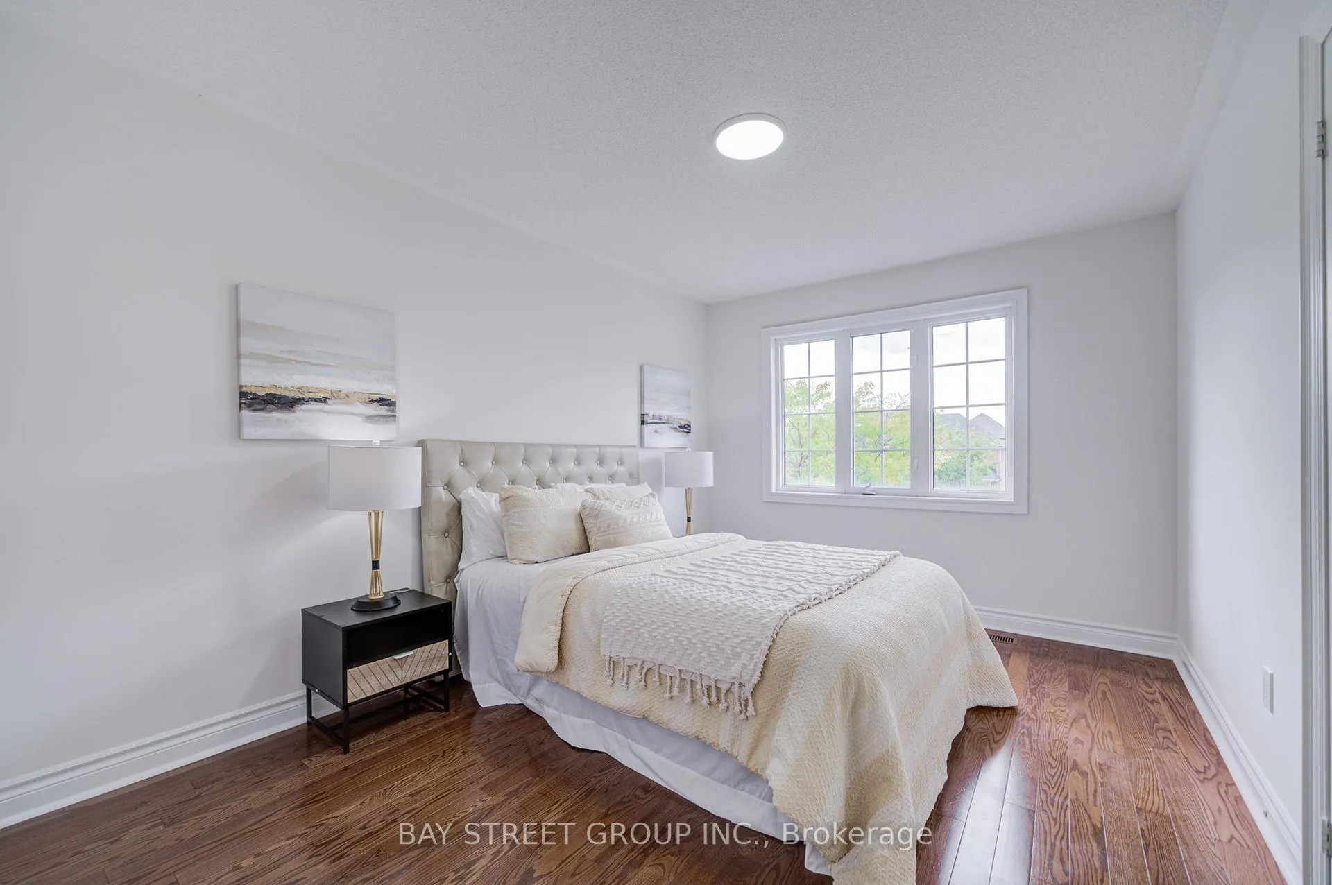 Photo 29 of 15 Sisley Crescent, Vaughan, Patterson — HOMEH