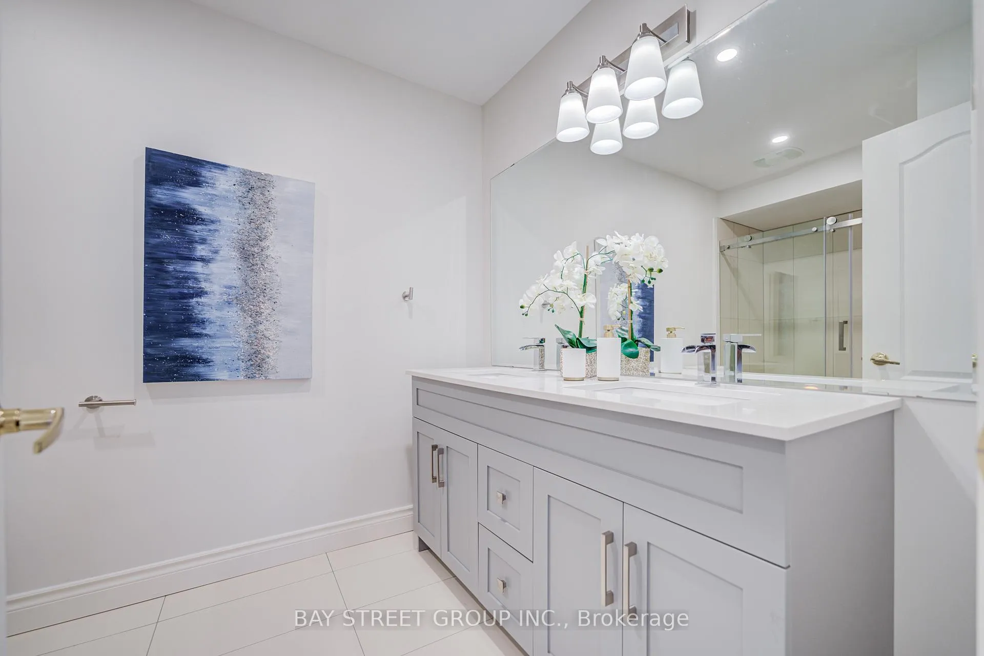 Photo 33 of 15 Sisley Crescent, Vaughan, Patterson — HOMEH