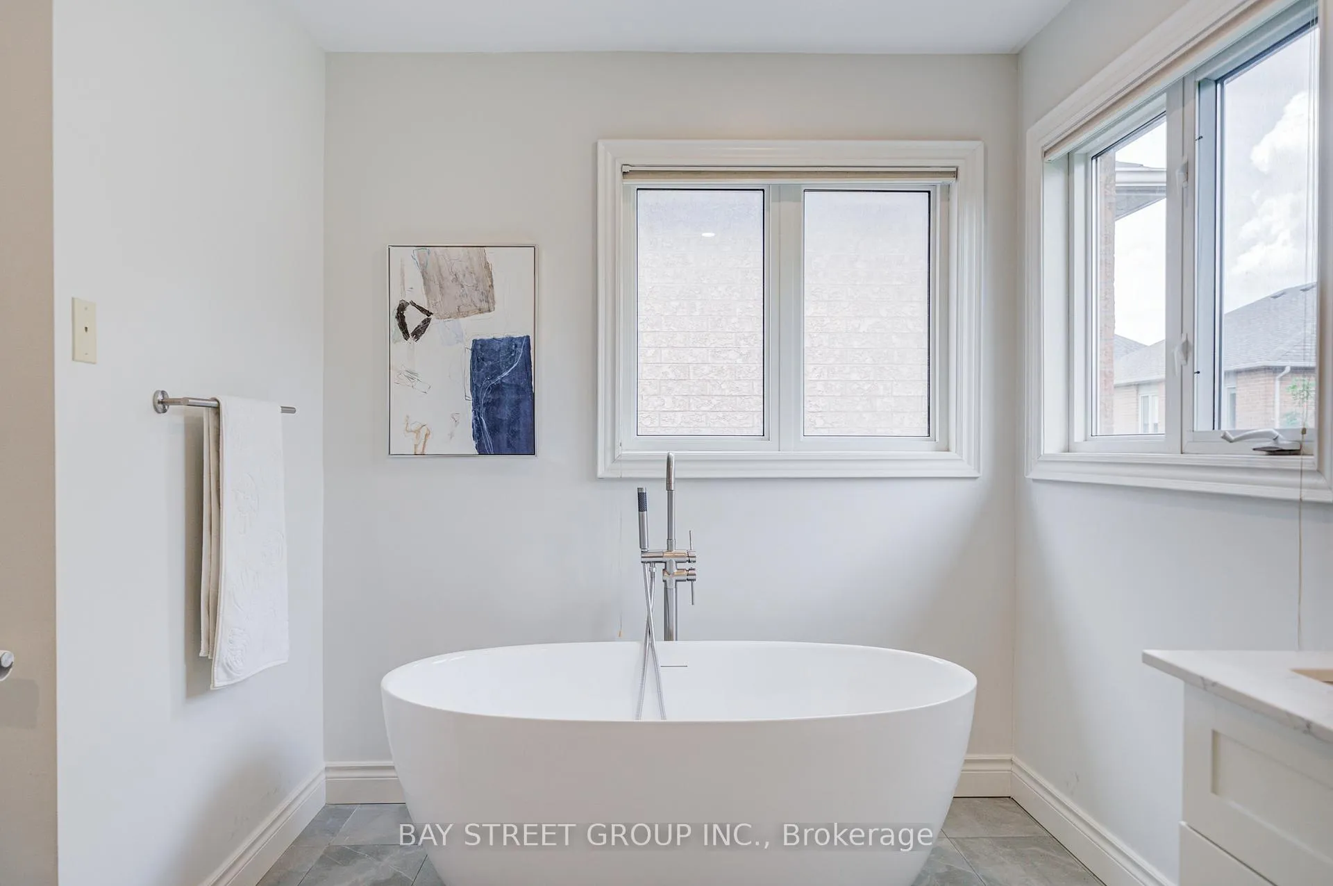 Photo 40 of 15 Sisley Crescent, Vaughan, Patterson — HOMEH