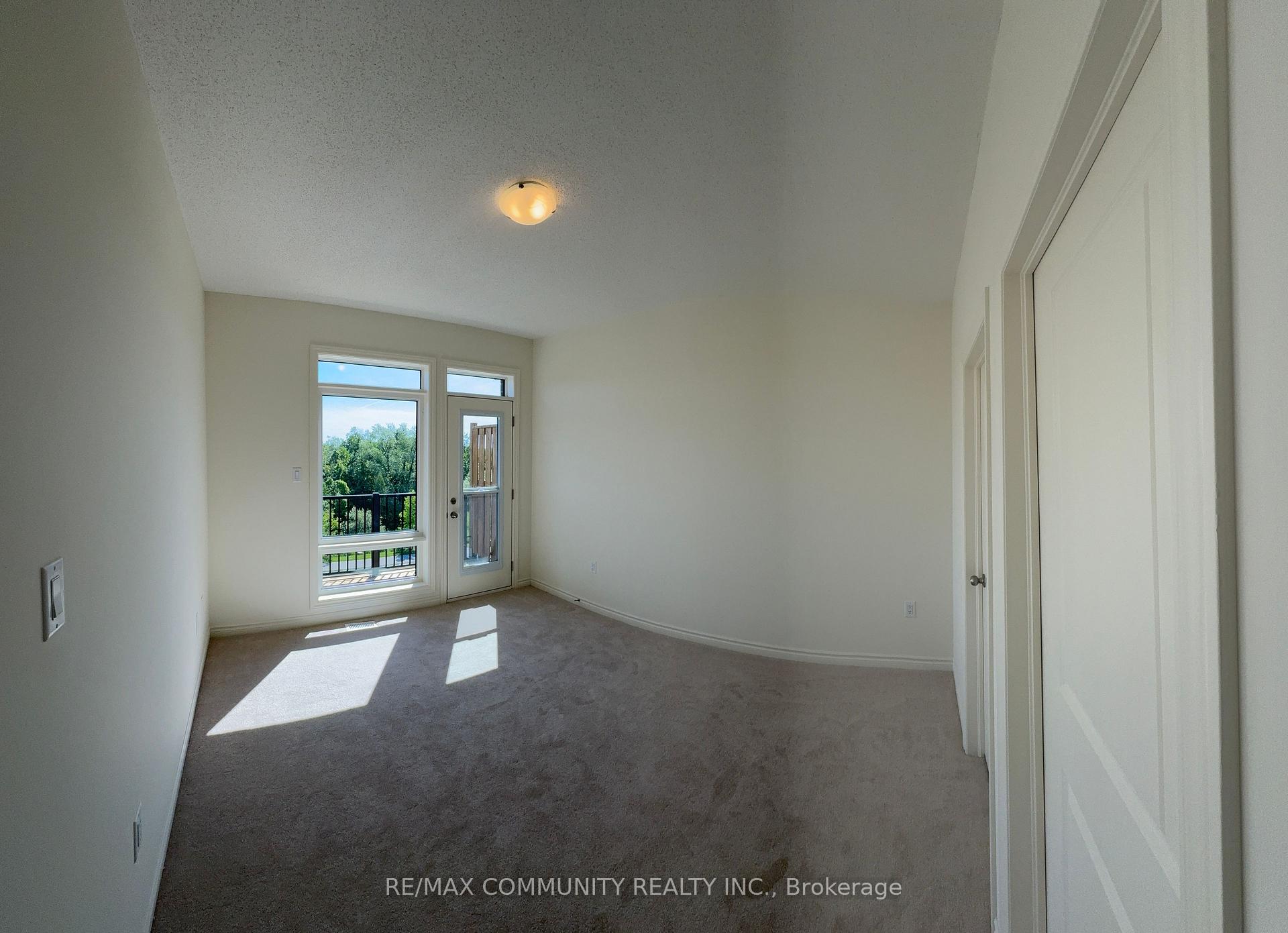 Photo 18 of 482 Salem Road S, Ajax, South East — HOMEH