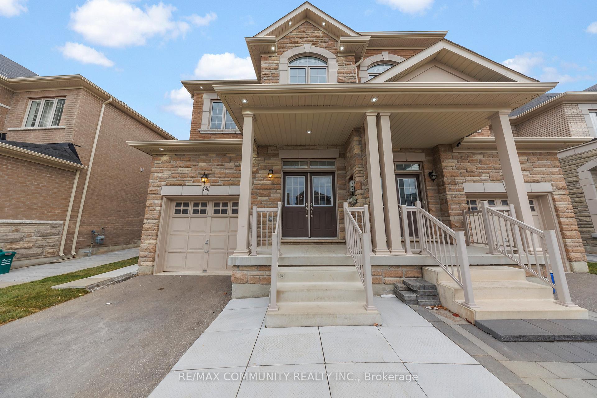 Photo 1 of 14 Mohandas Drive, Markham, Cedarwood — HOMEH
