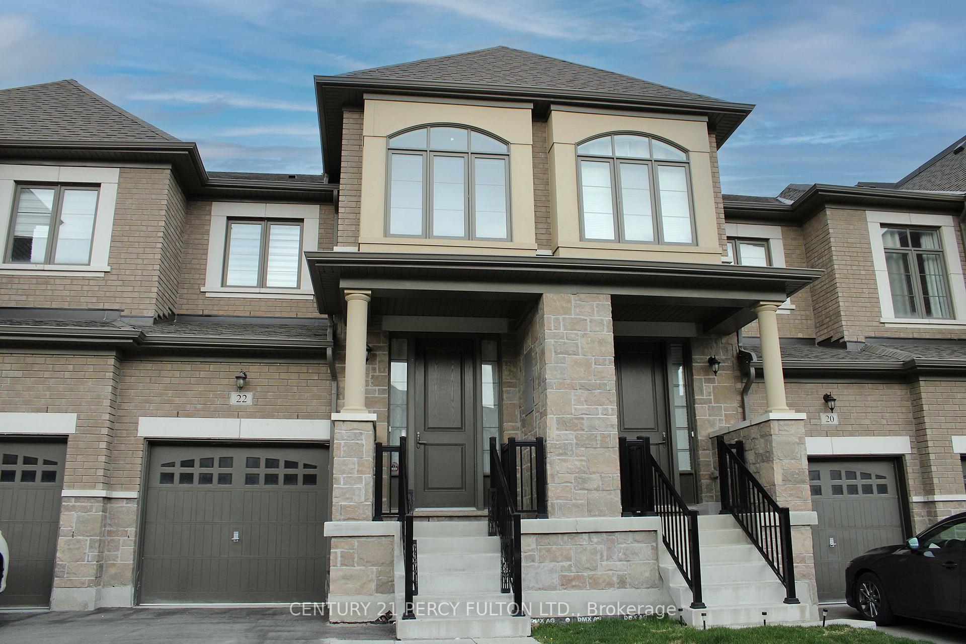 Photo 3 of 22 Coho Drive, Whitby, Lynde Creek — HOMEH