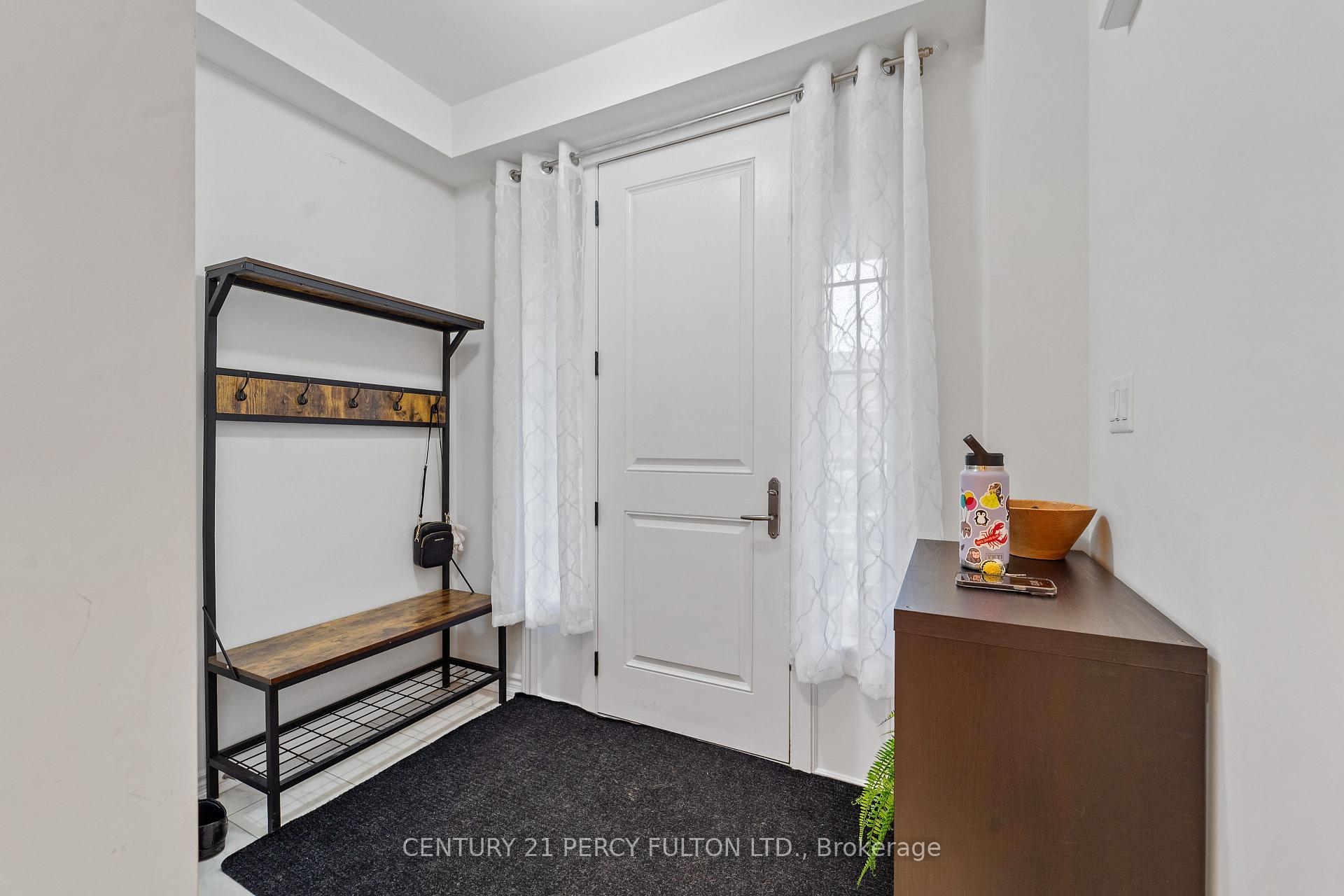Photo 5 of 22 Coho Drive, Whitby, Lynde Creek — HOMEH