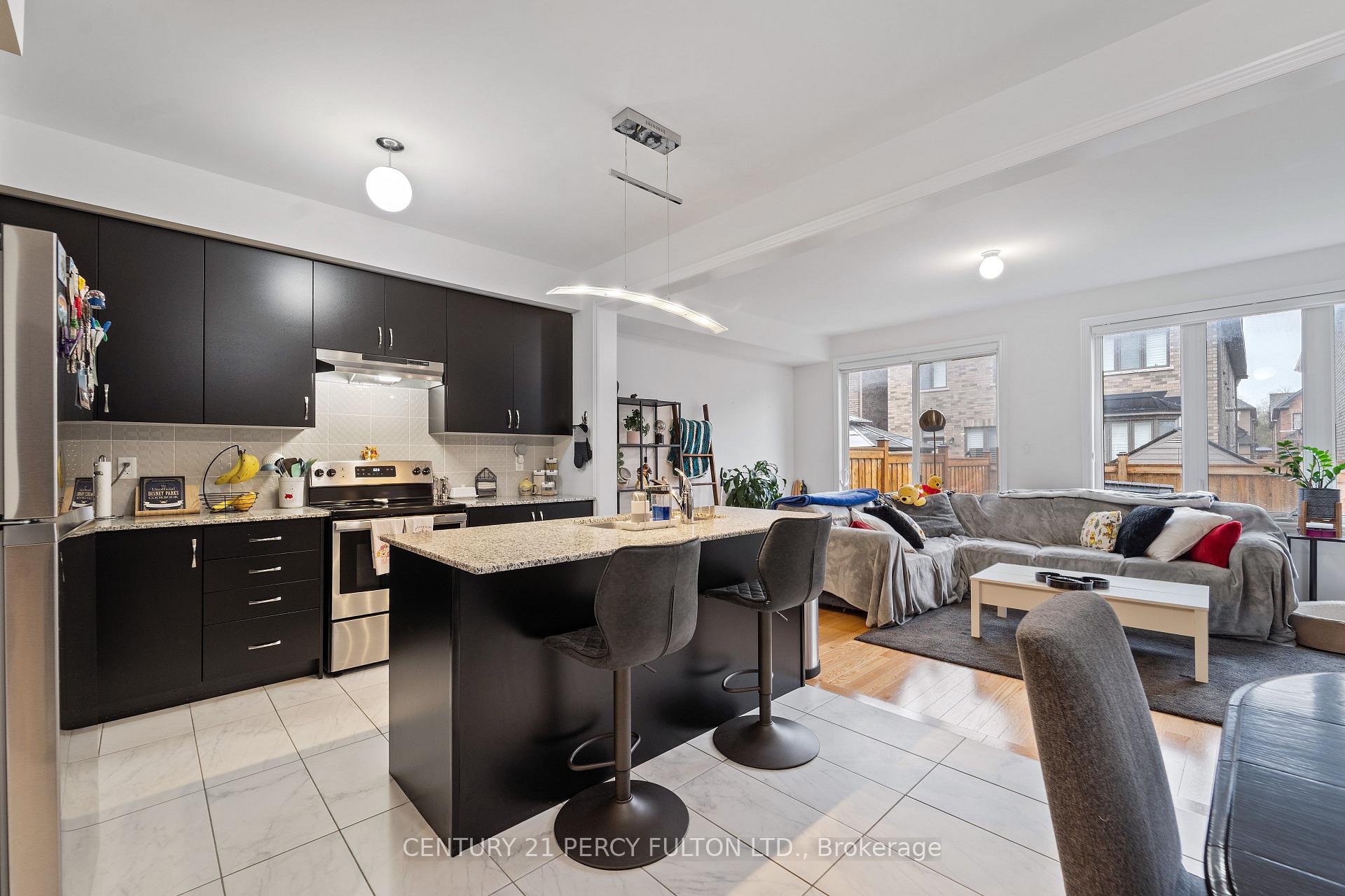 Photo 9 of 22 Coho Drive, Whitby, Lynde Creek — HOMEH