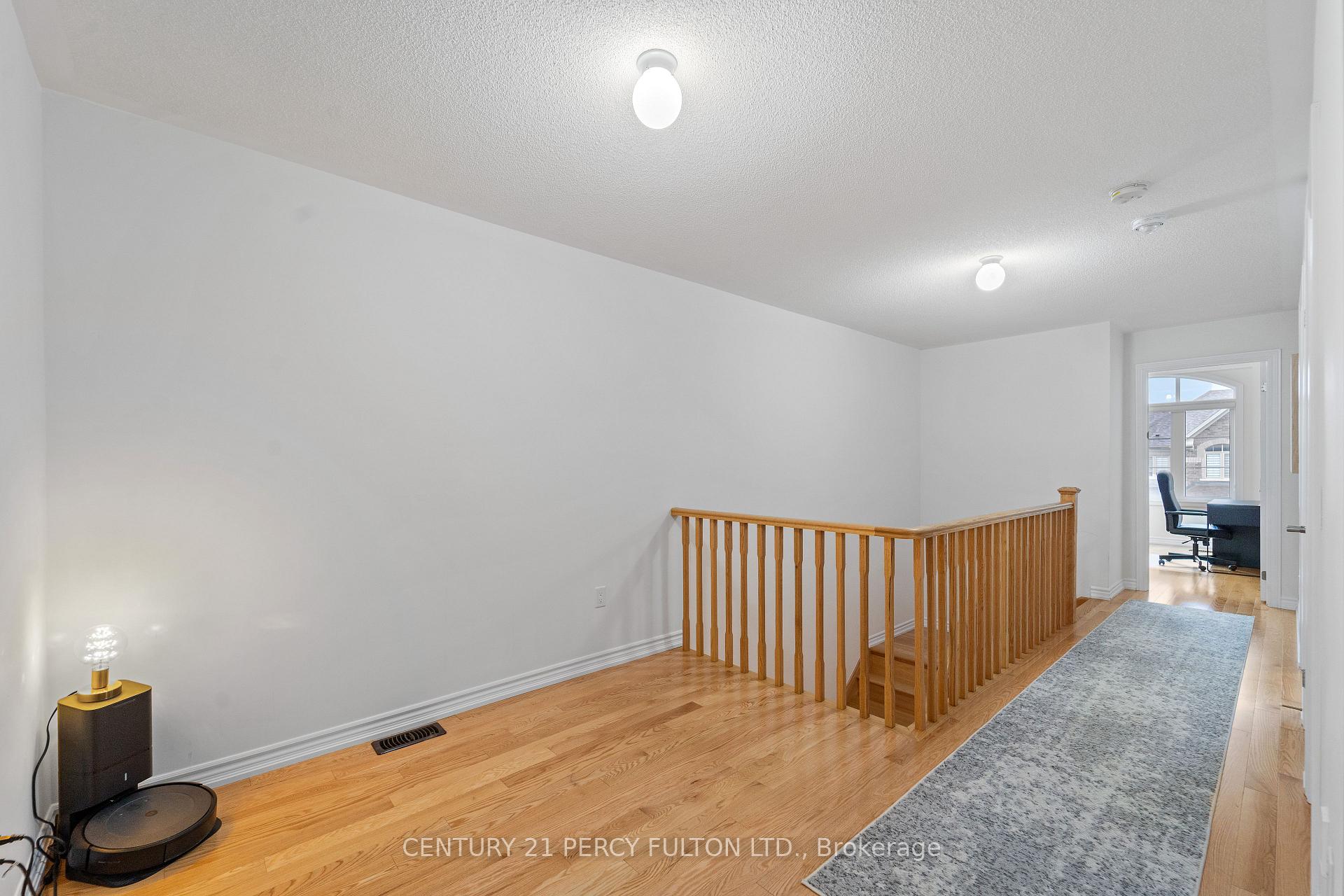 Photo 15 of 22 Coho Drive, Whitby, Lynde Creek — HOMEH