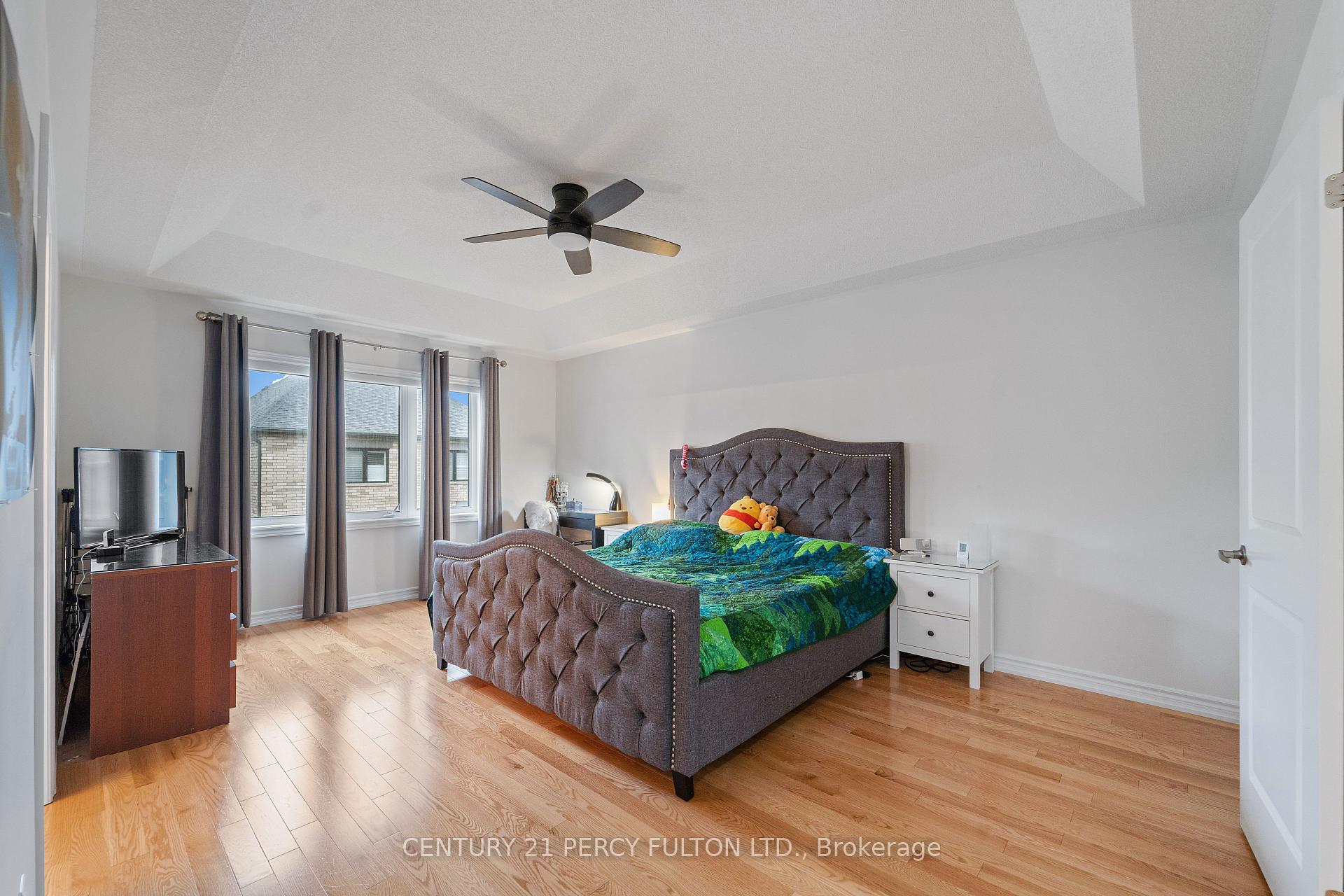 Photo 17 of 22 Coho Drive, Whitby, Lynde Creek — HOMEH