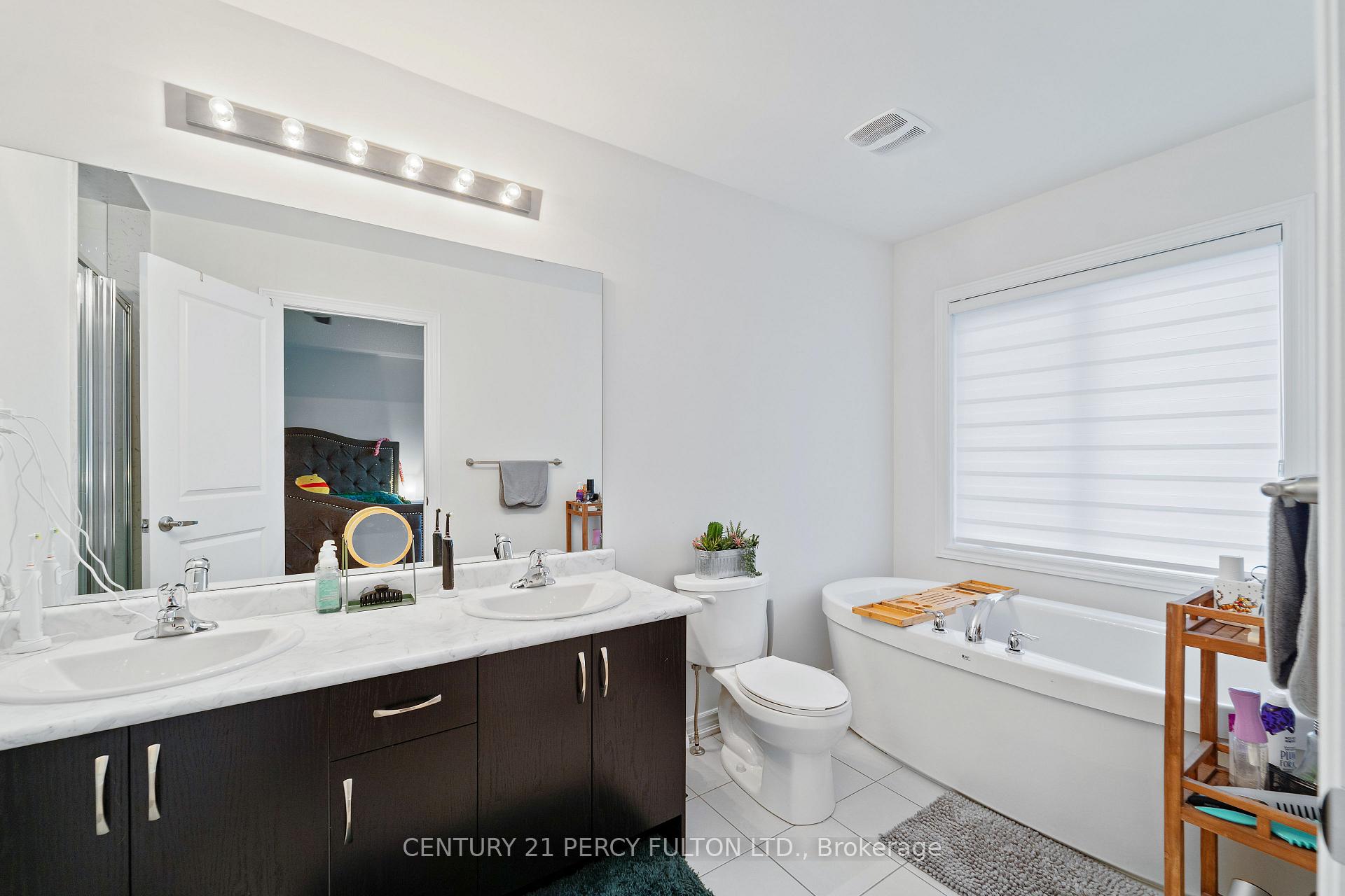 Photo 18 of 22 Coho Drive, Whitby, Lynde Creek — HOMEH