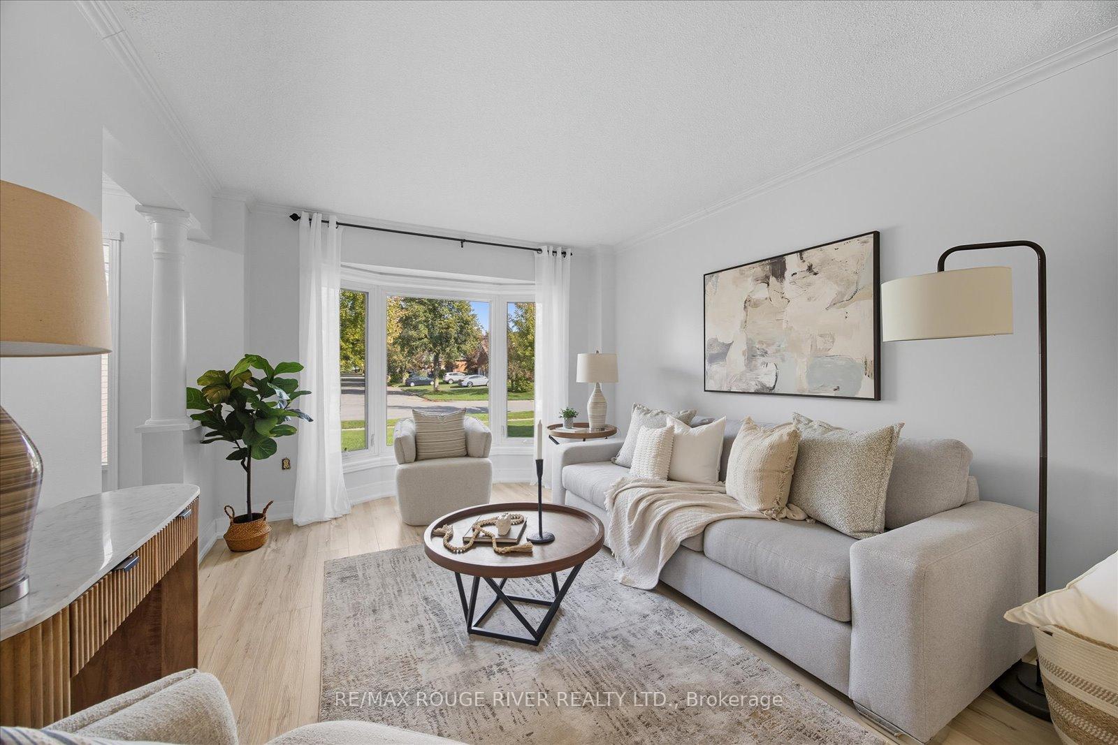 Photo 9 of 14 Erickson Drive, Whitby, Blue Grass Meadows — HOMEH