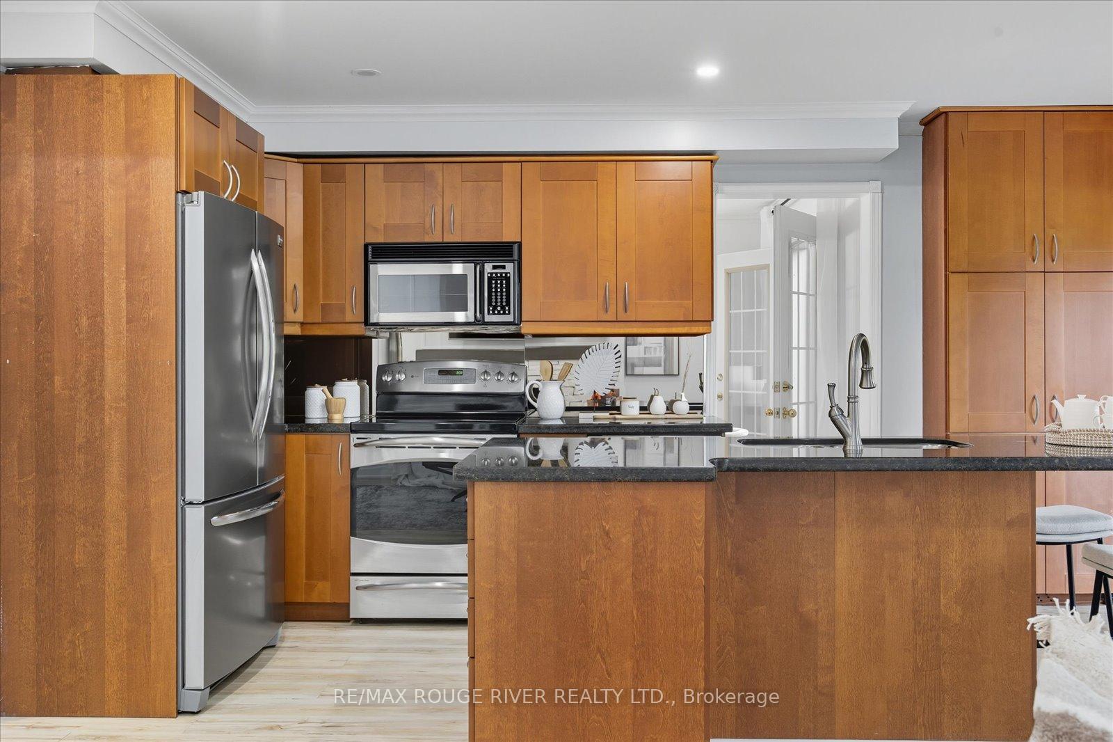 Photo 19 of 14 Erickson Drive, Whitby, Blue Grass Meadows — HOMEH