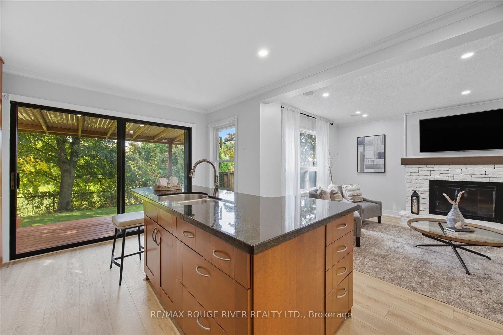 Photo 20 of 14 Erickson Drive, Whitby, Blue Grass Meadows — HOMEH
