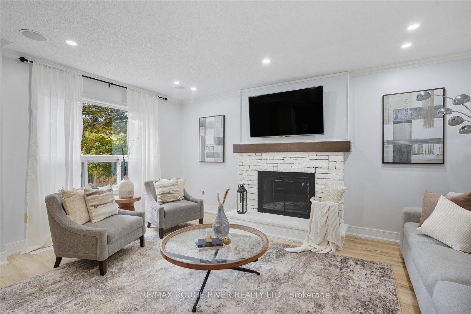 Photo 21 of 14 Erickson Drive, Whitby, Blue Grass Meadows — HOMEH