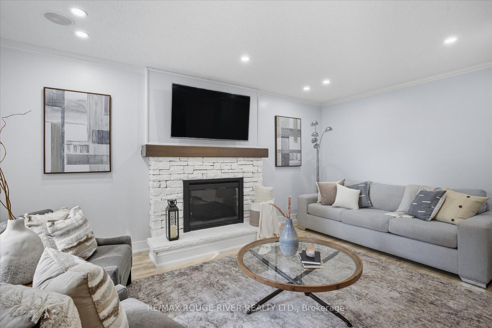 Photo 41 of 14 Erickson Drive, Whitby, Blue Grass Meadows — HOMEH