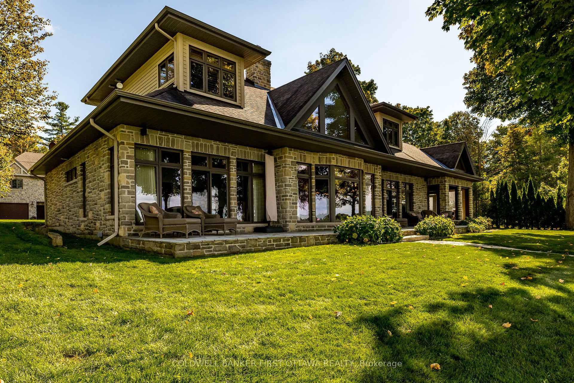 Photo 1 of 125 & 126 Munro Lane, Beckwith, Beckwith Twp — HOMEH