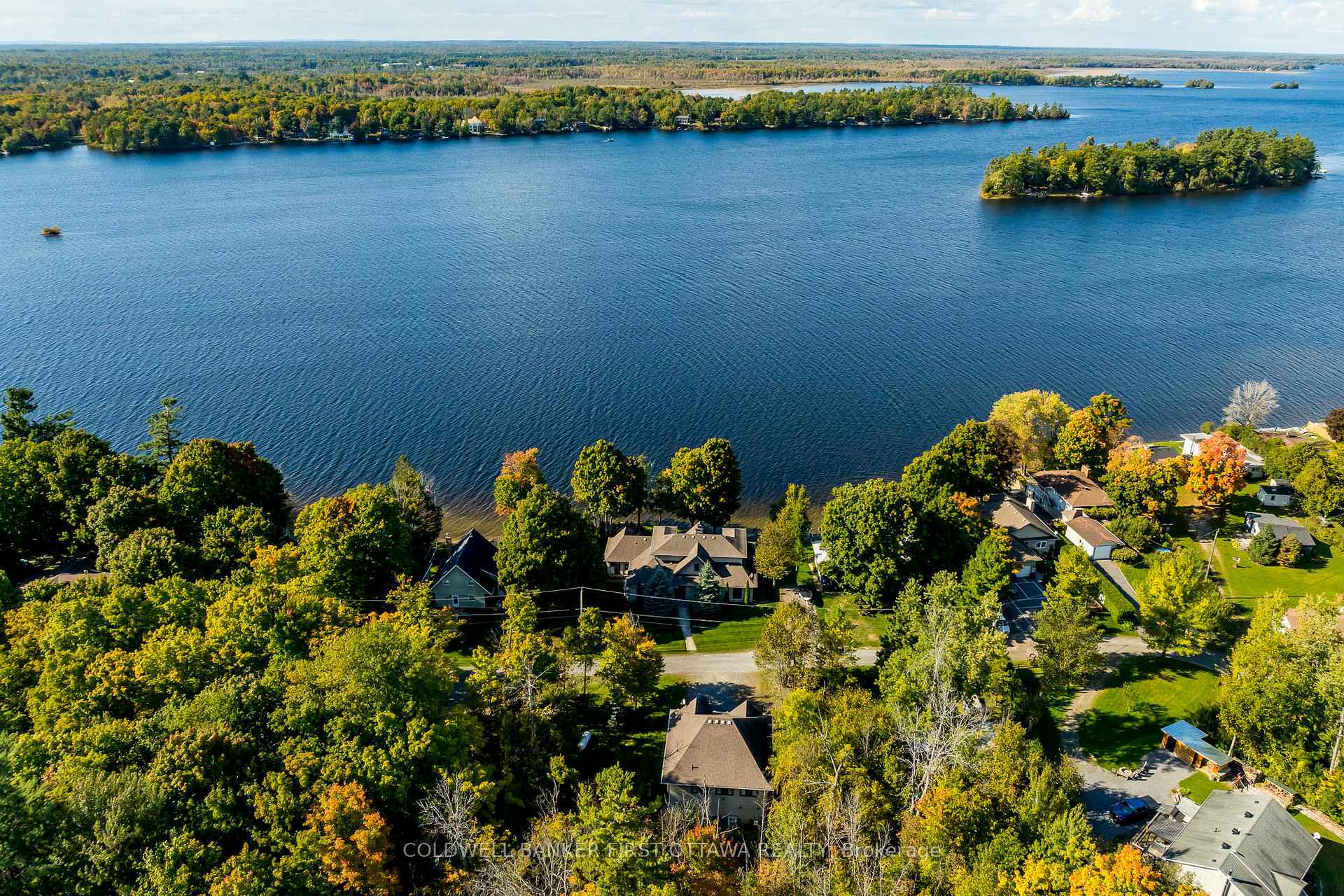 Photo 2 of 125 & 126 Munro Lane, Beckwith, Beckwith Twp — HOMEH