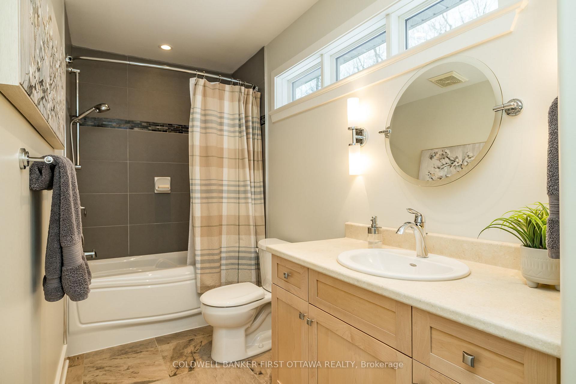 Photo 35 of 125 & 126 Munro Lane, Beckwith, Beckwith Twp — HOMEH
