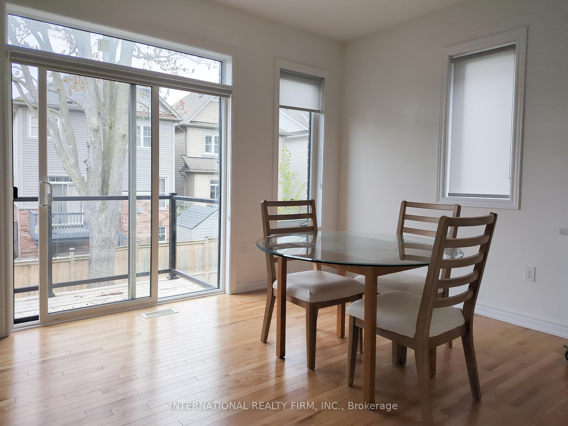 Photo 5 of 14 Steamboat Way, Whitby, Port Whitby — HOMEH