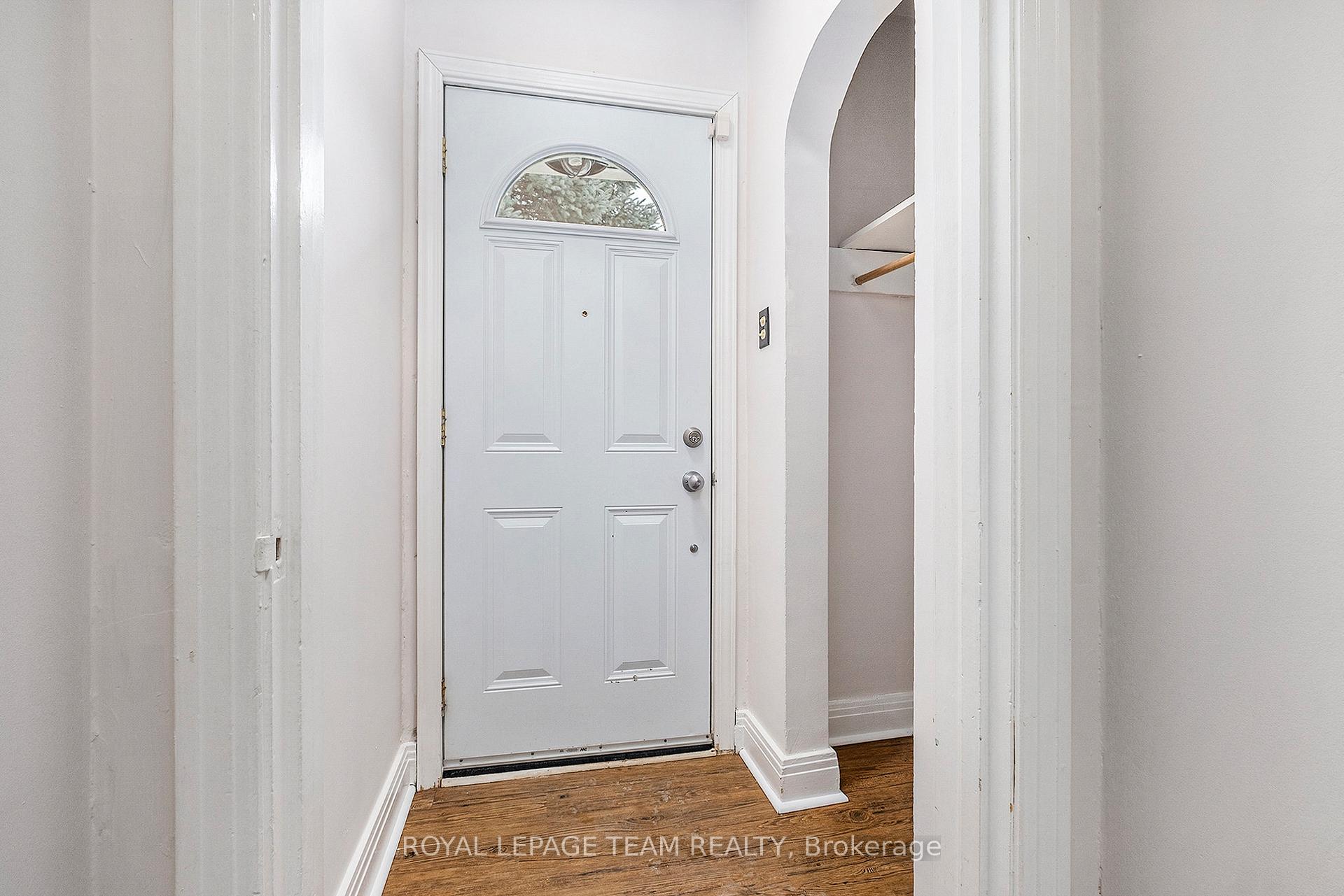 Photo 3 of 1558 Alta Vista Drive, Ottawa, Riverview Park — HOMEH