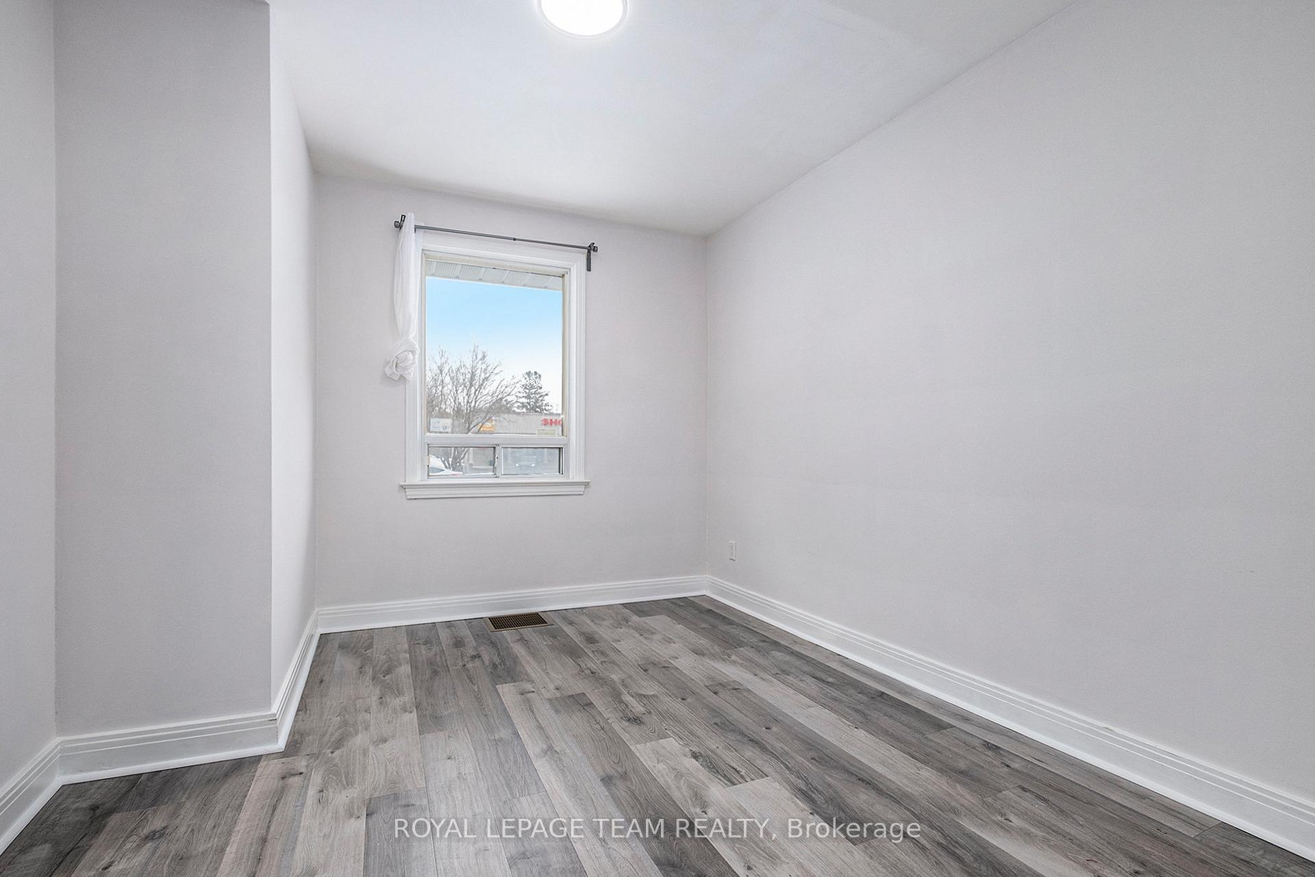 Photo 8 of 1558 Alta Vista Drive, Ottawa, Riverview Park — HOMEH