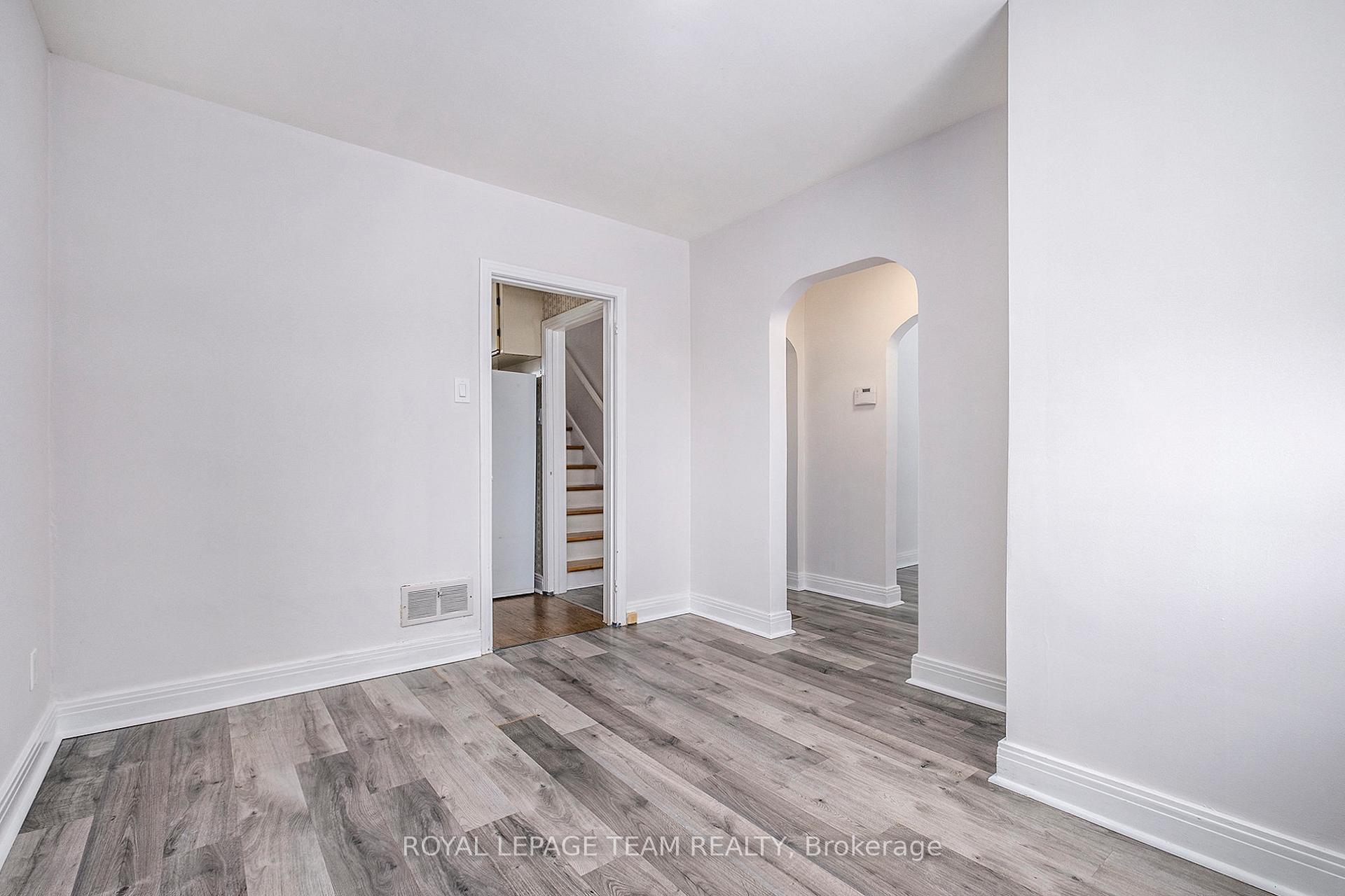 Photo 6 of 1558 Alta Vista Drive, Ottawa, Riverview Park — HOMEH