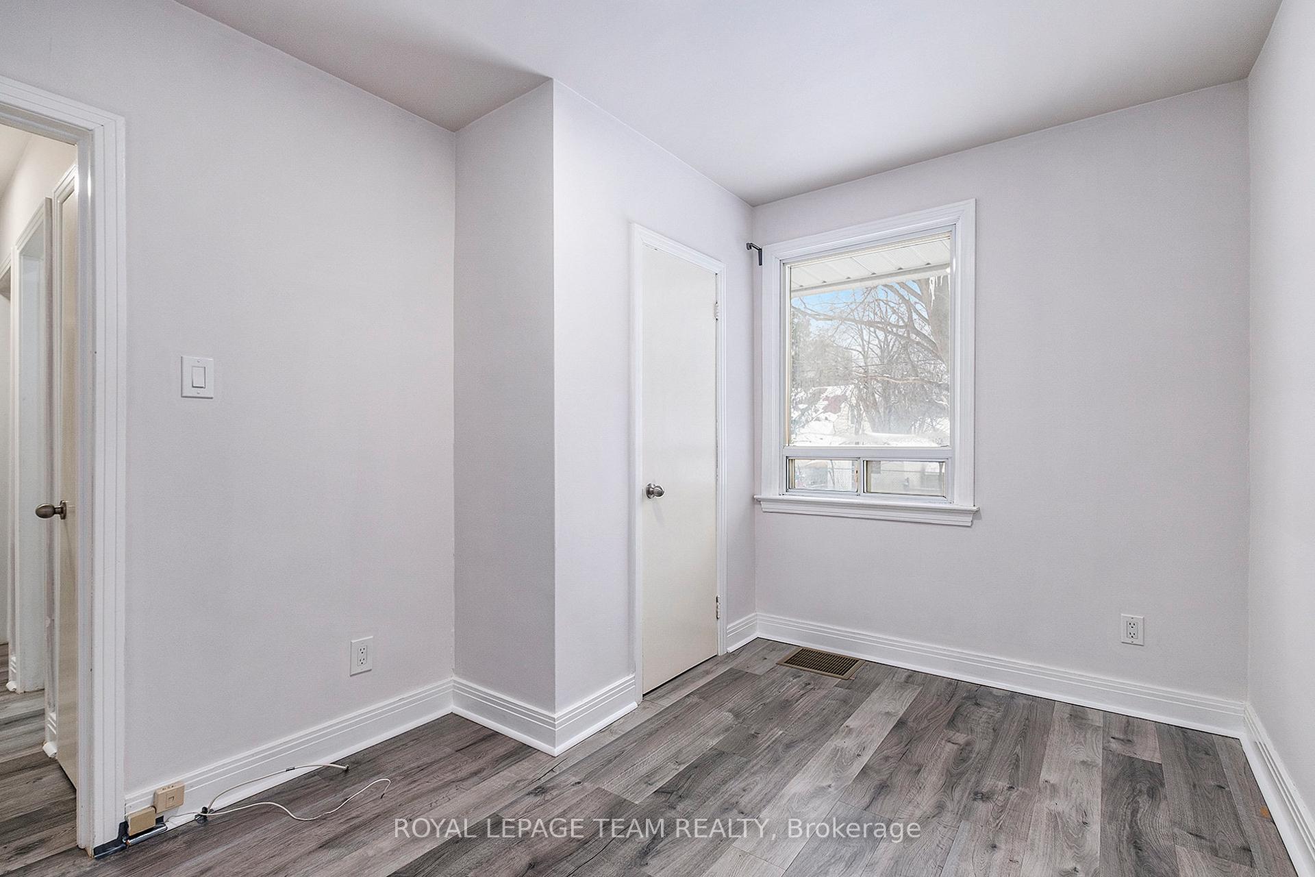 Photo 11 of 1558 Alta Vista Drive, Ottawa, Riverview Park — HOMEH