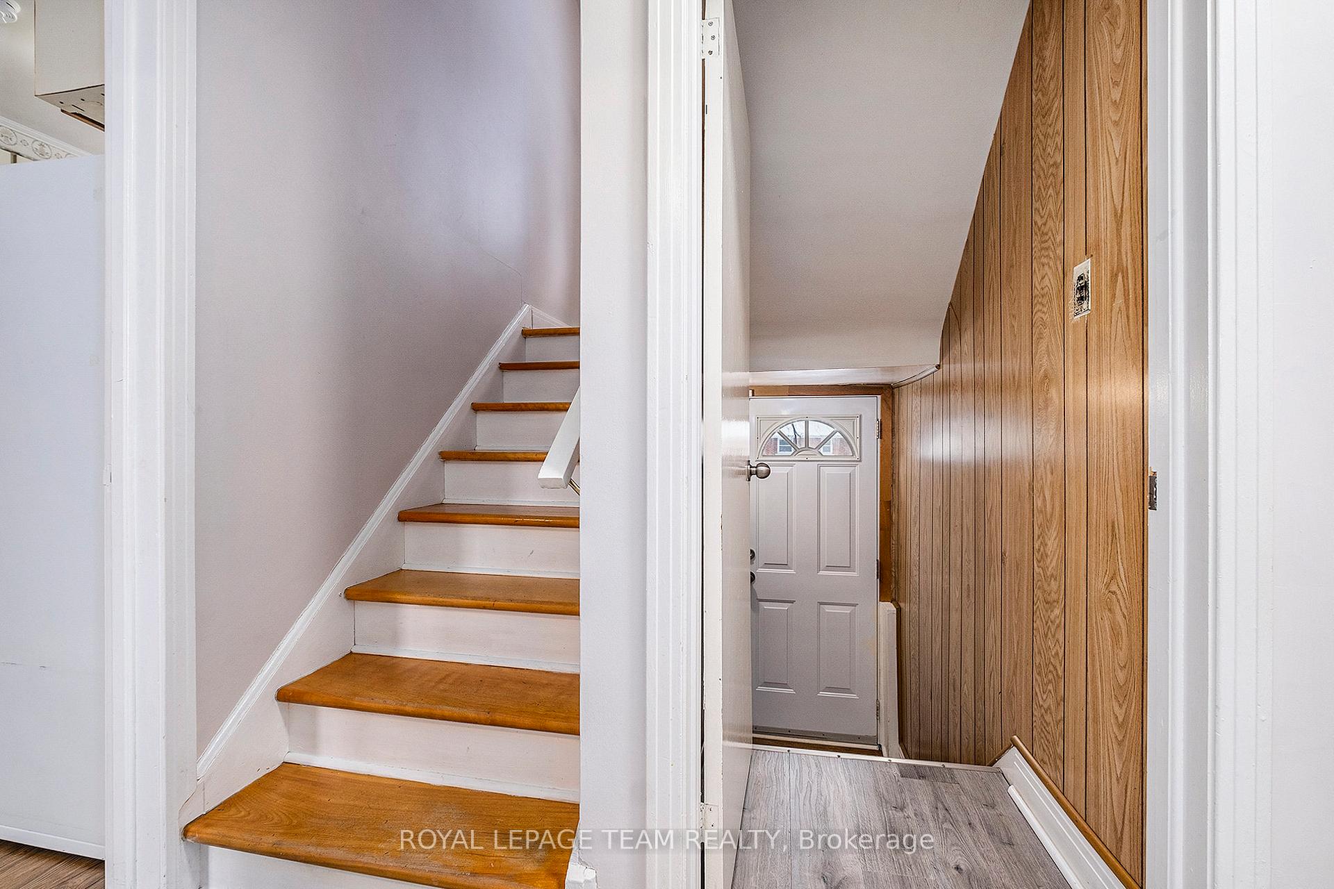 Photo 10 of 1558 Alta Vista Drive, Ottawa, Riverview Park — HOMEH