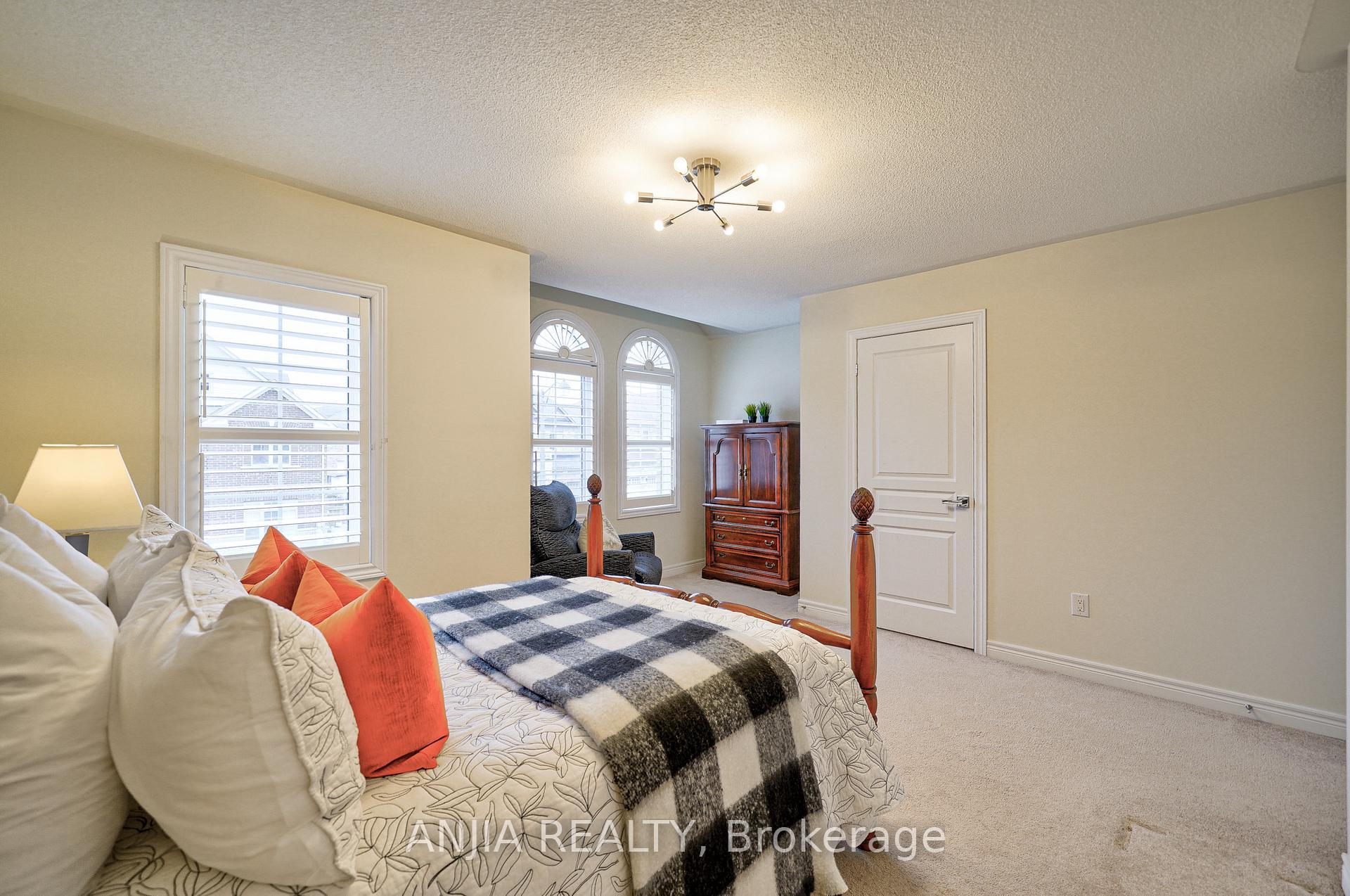 Photo 20 of 83 William Bartlett Drive, Markham, Berczy — HOMEH