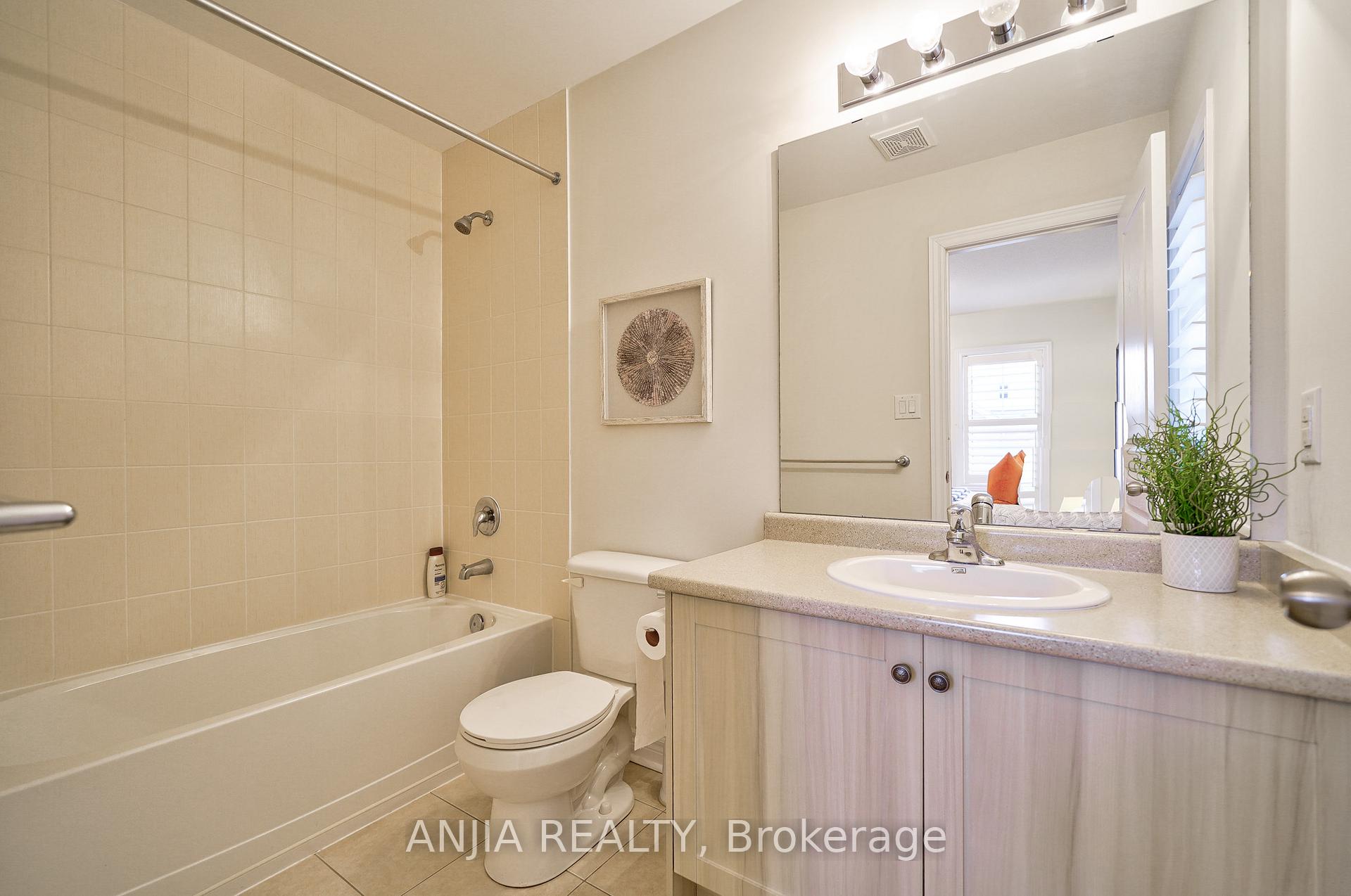 Photo 21 of 83 William Bartlett Drive, Markham, Berczy — HOMEH