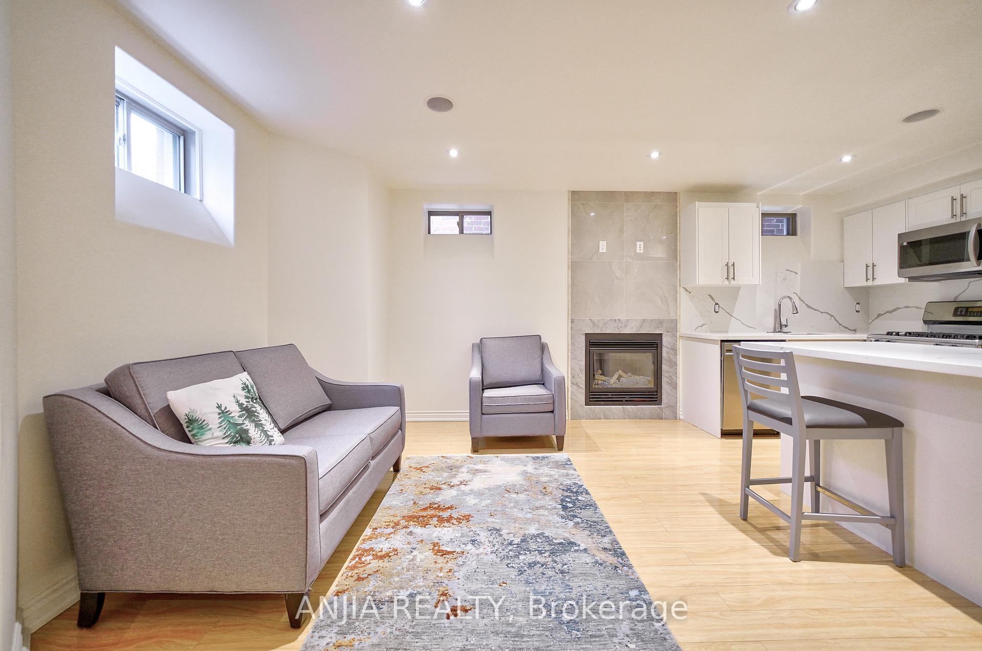 Photo 36 of 83 William Bartlett Drive, Markham, Berczy — HOMEH