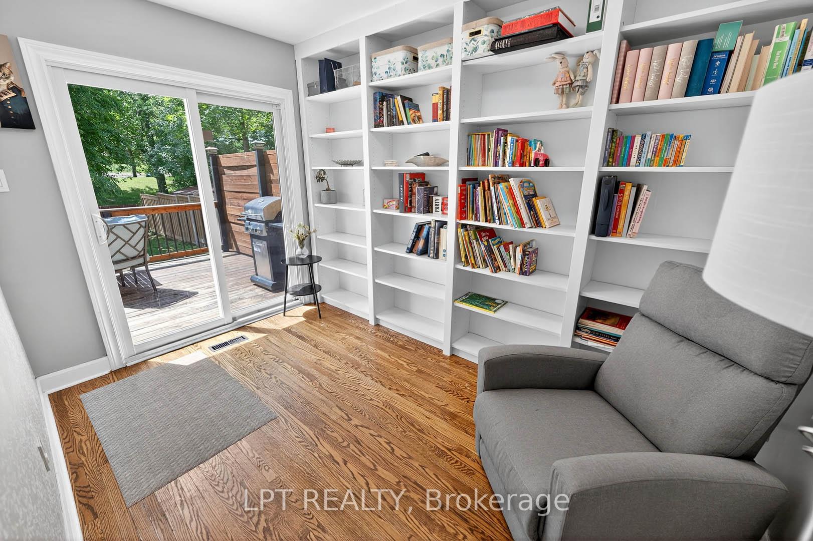 Photo 20 of 918 Walton Boulevard, Whitby, Williamsburg — HOMEH