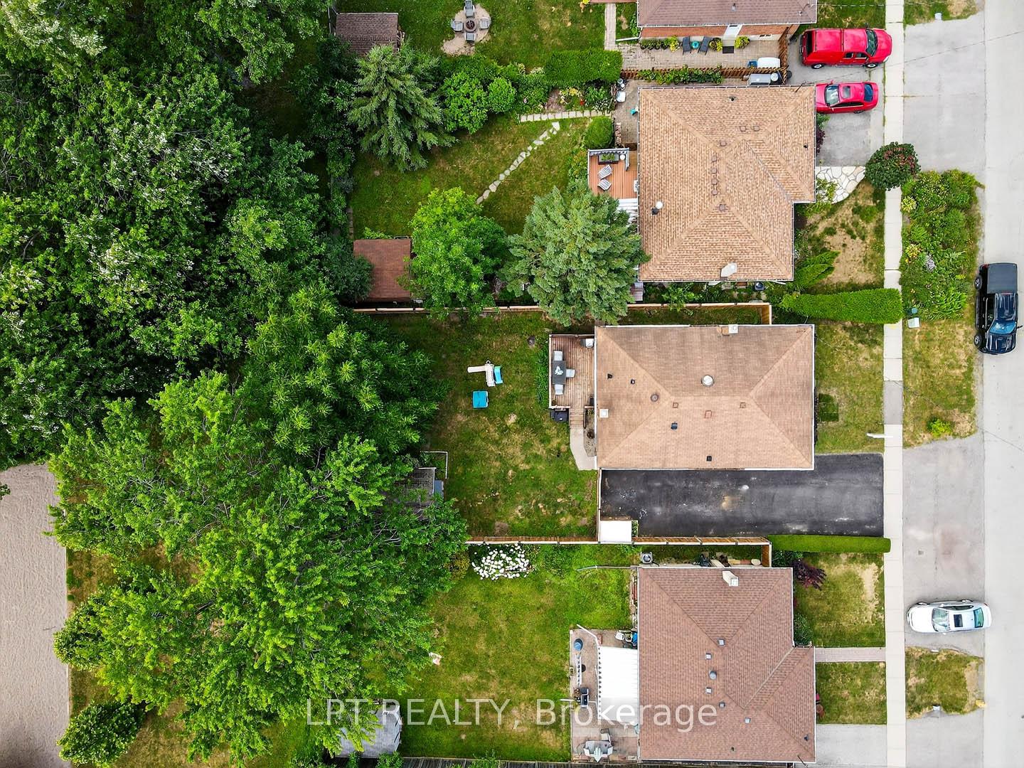 Photo 47 of 918 Walton Boulevard, Whitby, Williamsburg — HOMEH