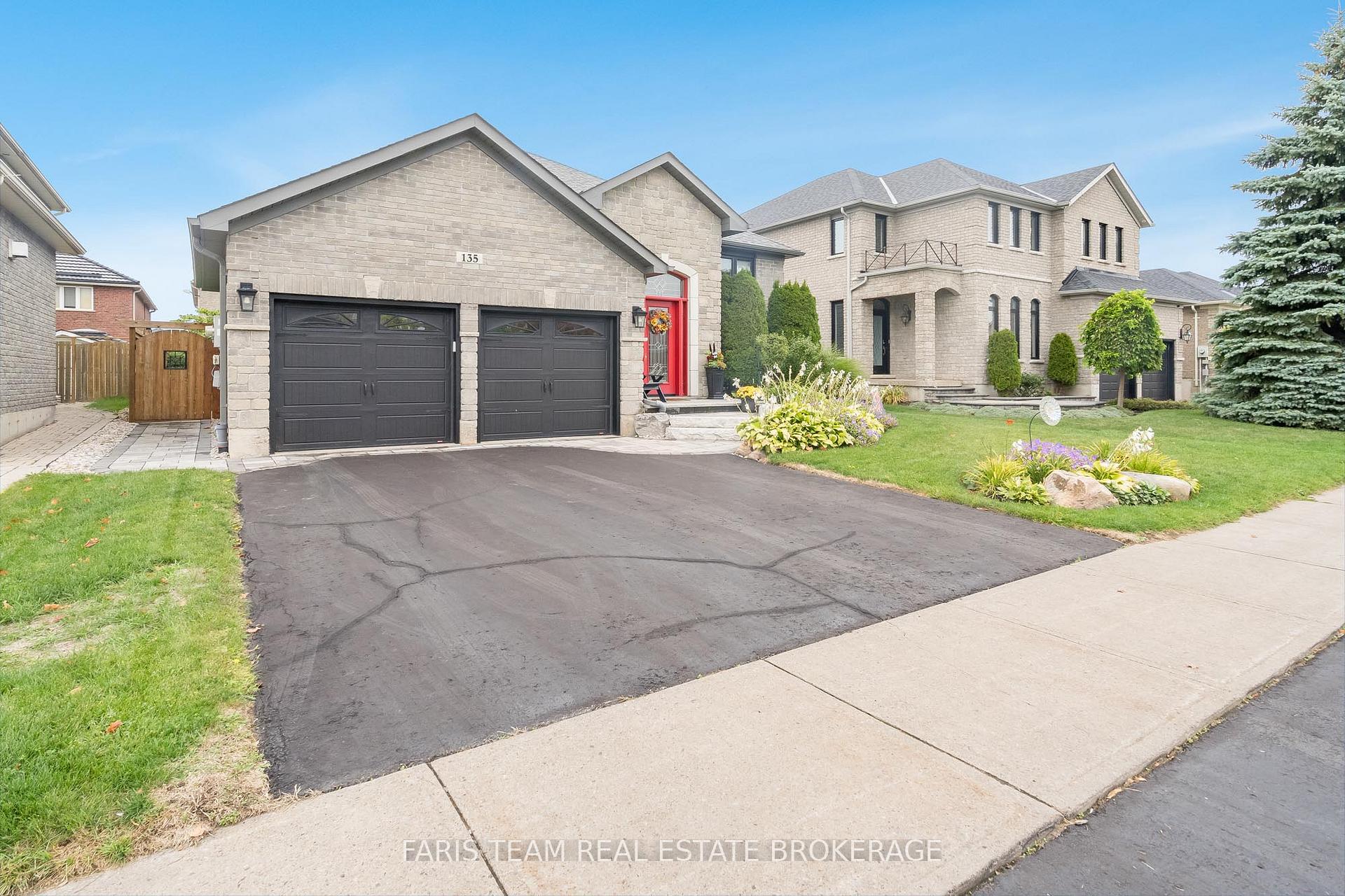 Photo 2 of 135 Sandringham Drive, Barrie, Innis-Shore — HOMEH