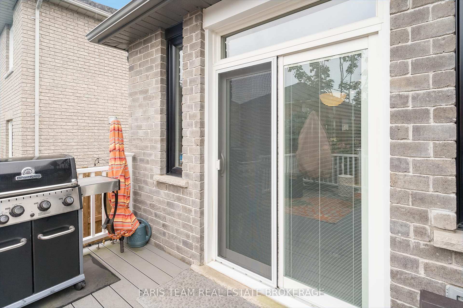 Photo 30 of 135 Sandringham Drive, Barrie, Innis-Shore — HOMEH