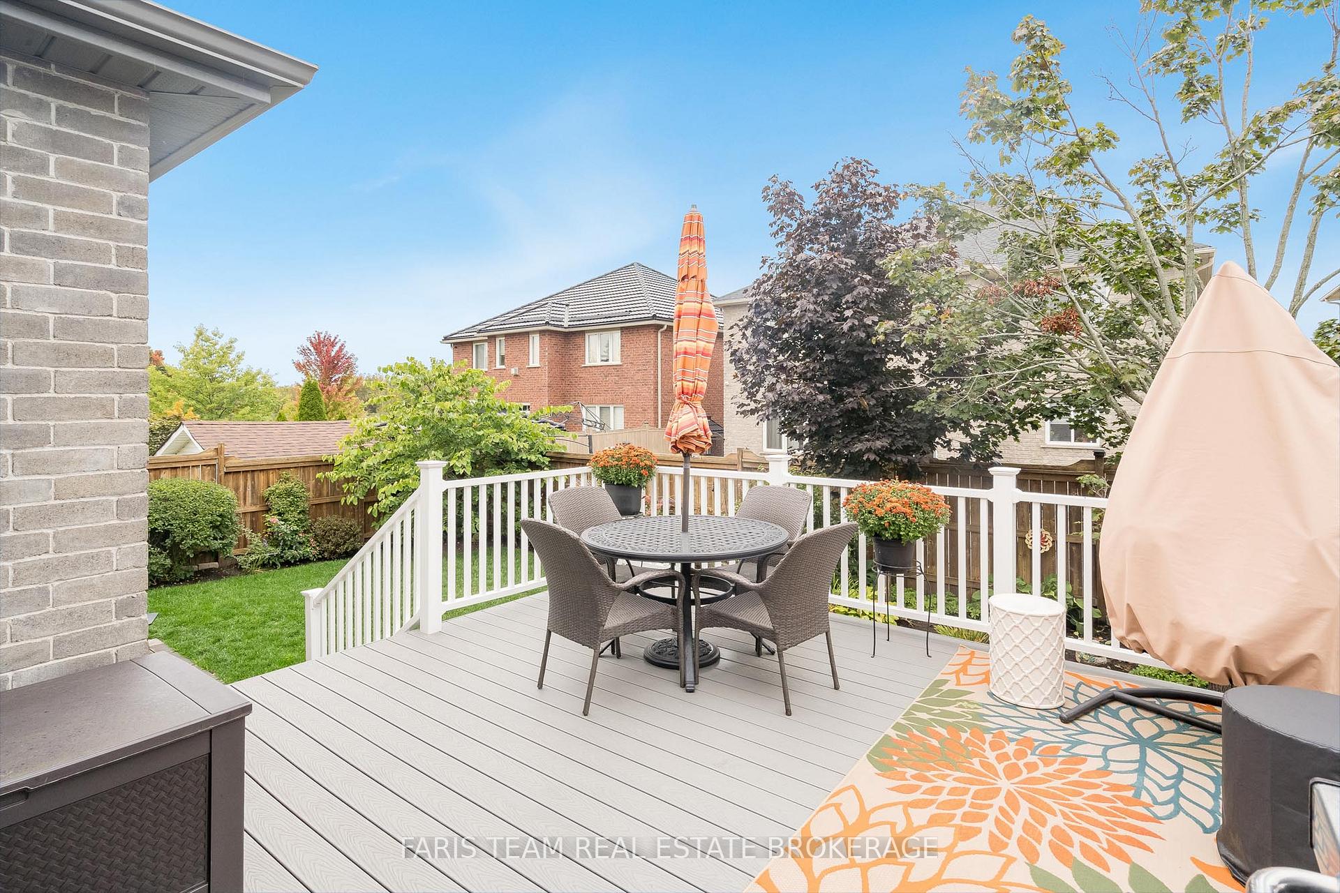 Photo 34 of 135 Sandringham Drive, Barrie, Innis-Shore — HOMEH