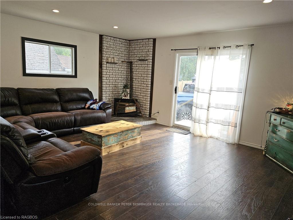 Photo 16 of 147 Barbara Street, West Grey — HOMEH