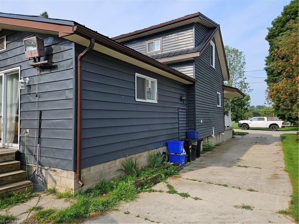 Photo 29 of 147 Barbara Street, West Grey — HOMEH