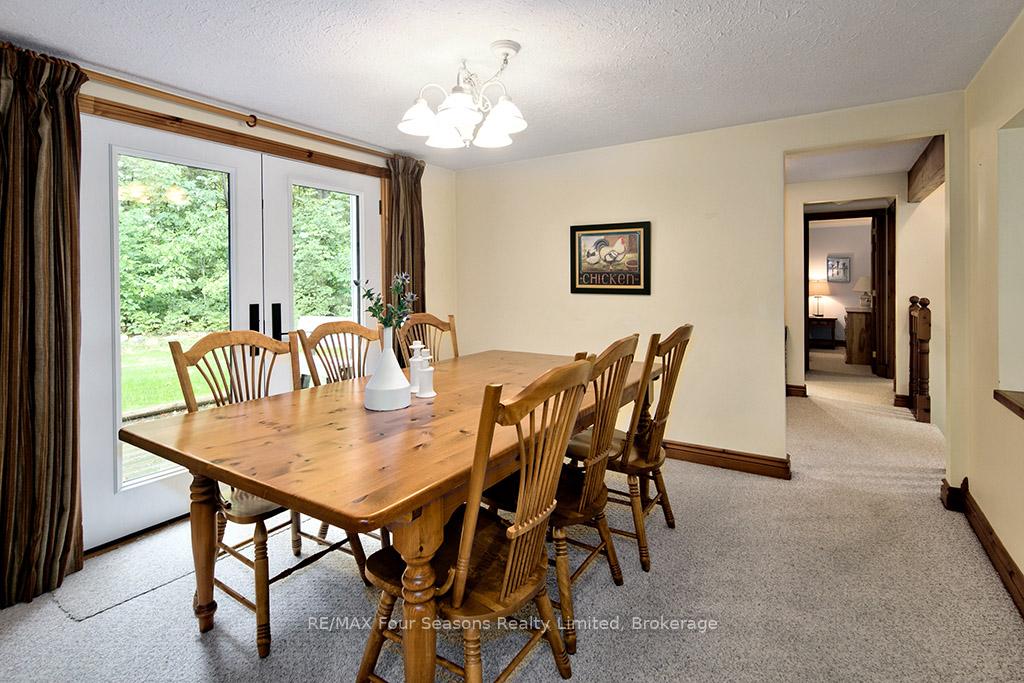 Photo 11 of 148 Northmount Crescent, Blue Mountains — HOMEH