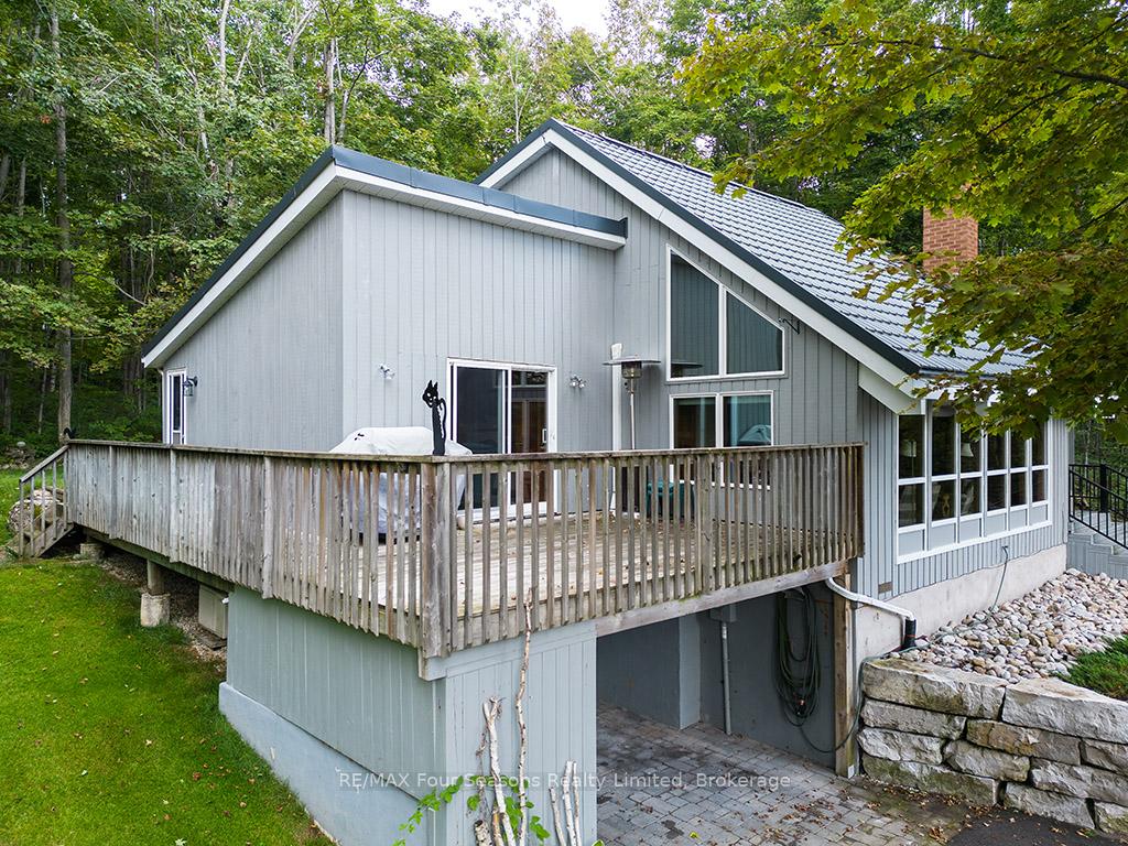 Photo 16 of 148 Northmount Crescent, Blue Mountains — HOMEH