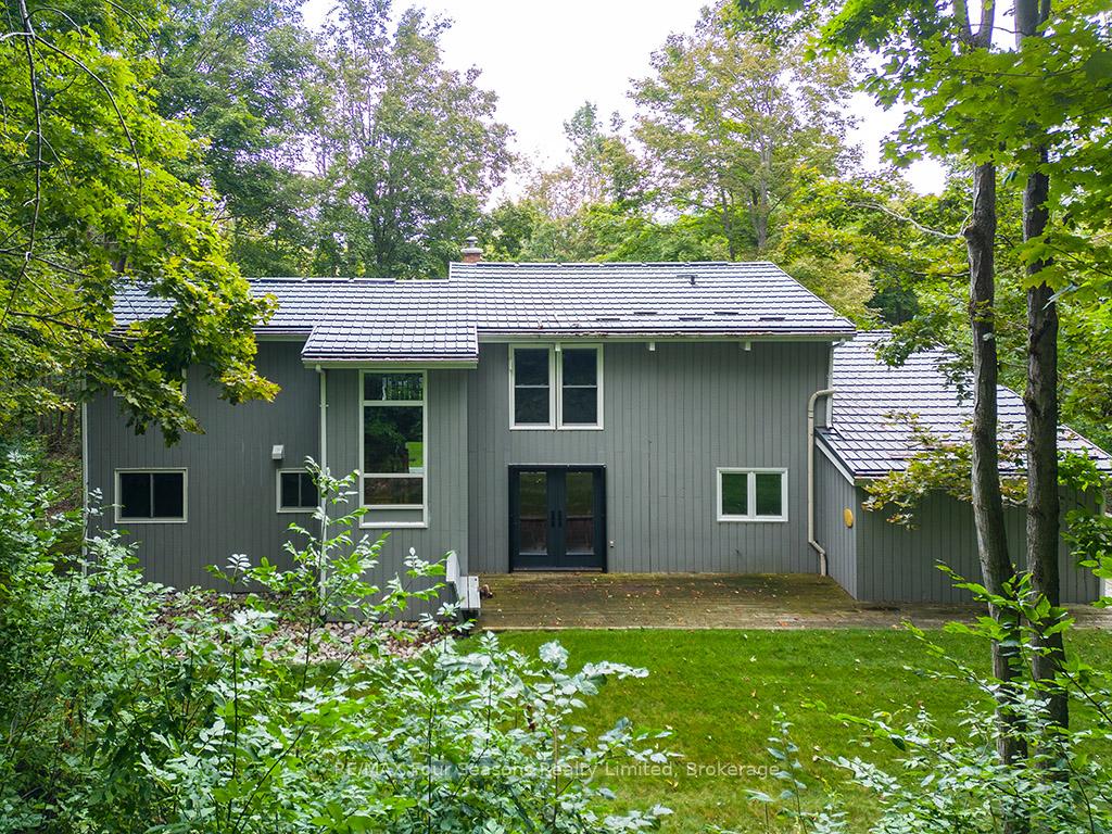Photo 19 of 148 Northmount Crescent, Blue Mountains — HOMEH