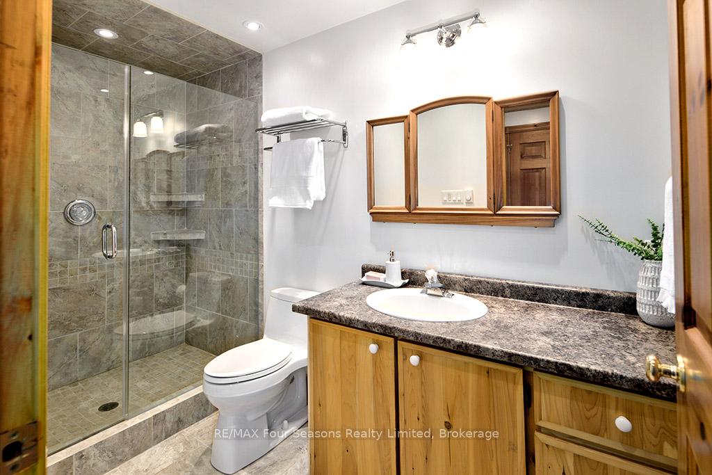 Photo 29 of 148 Northmount Crescent, Blue Mountains — HOMEH