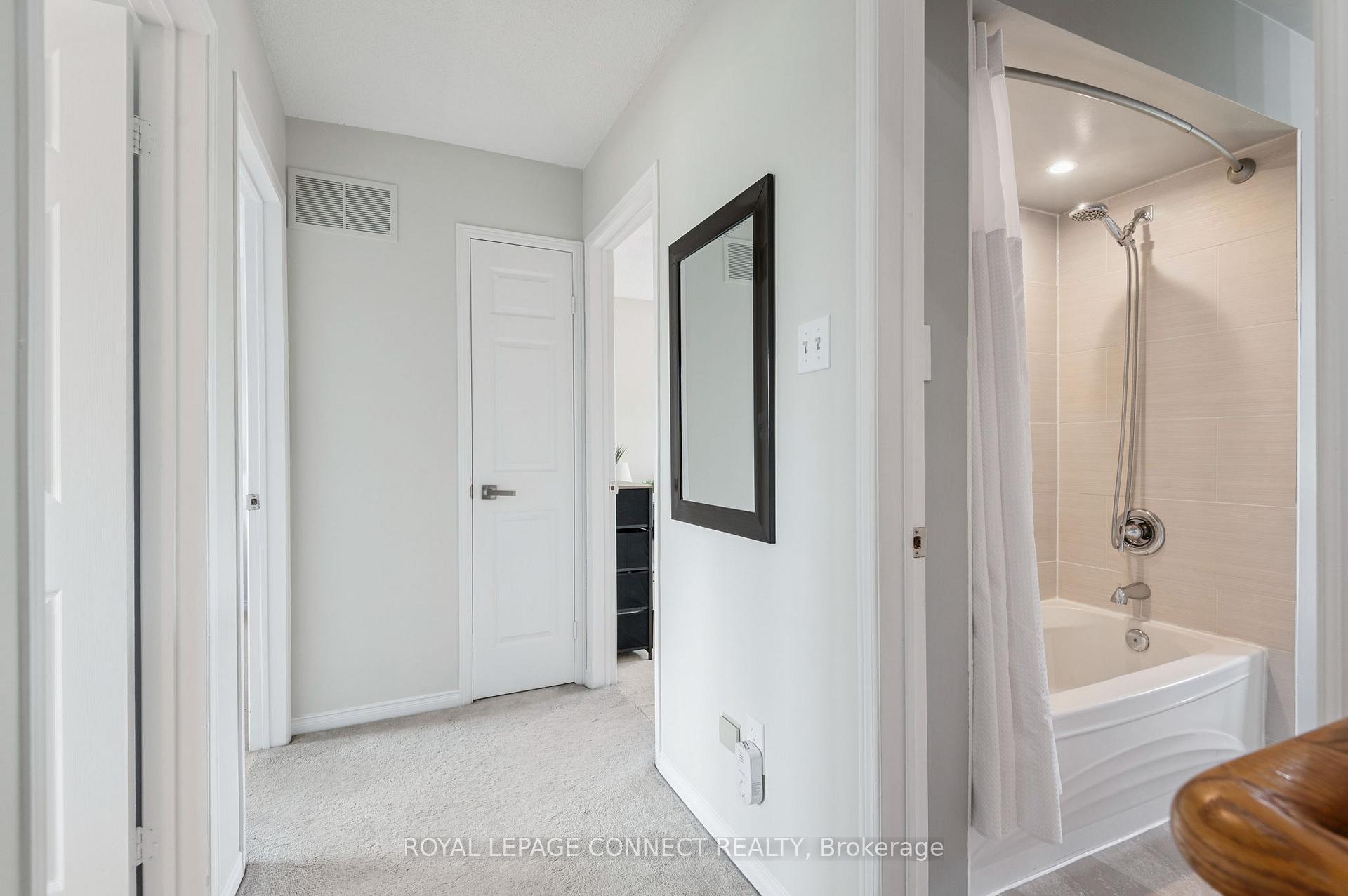 Photo 19 of 22 Crawford Rose Drive, Aurora, Aurora Heights — HOMEH