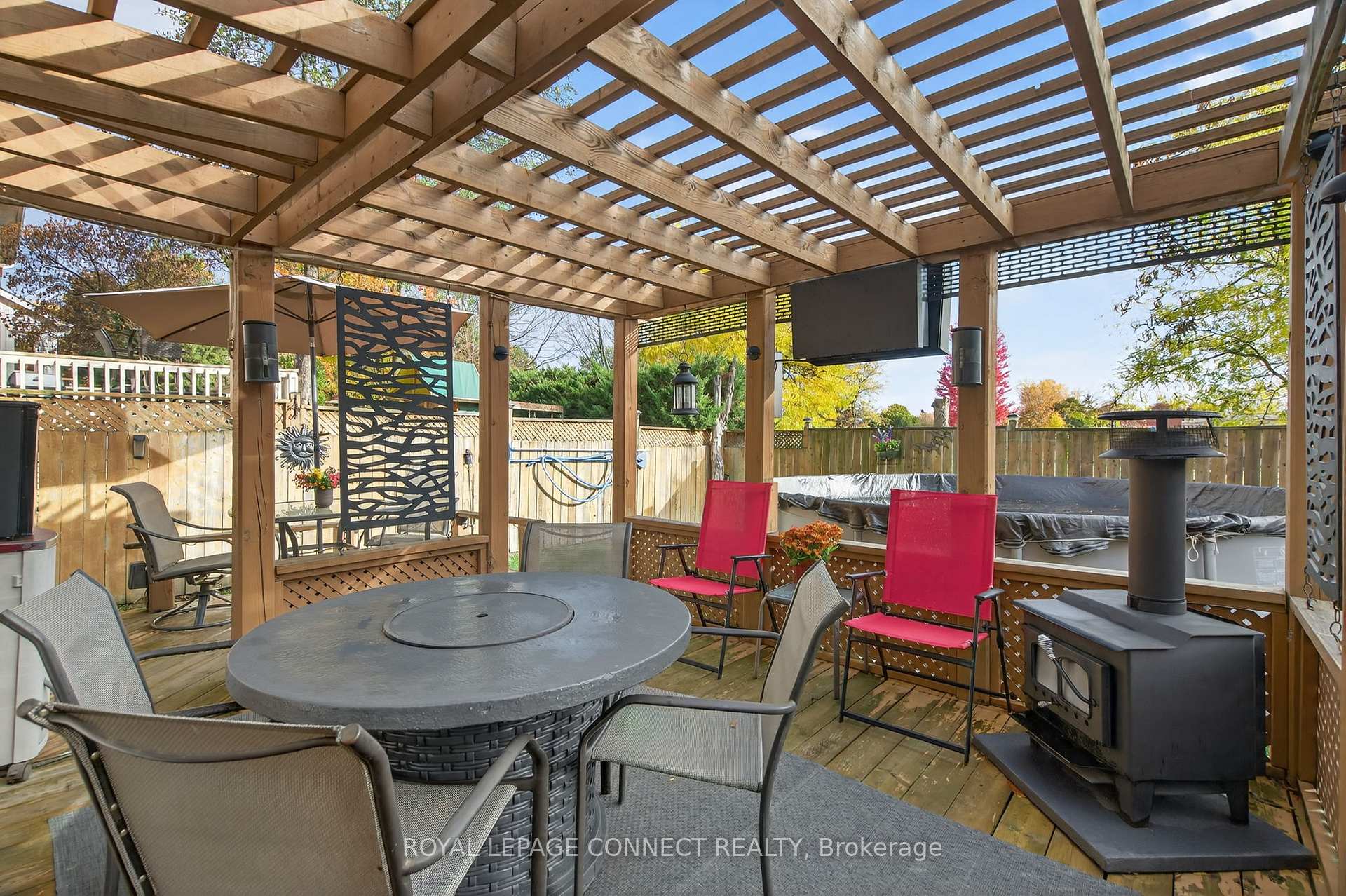 Photo 37 of 22 Crawford Rose Drive, Aurora, Aurora Heights — HOMEH