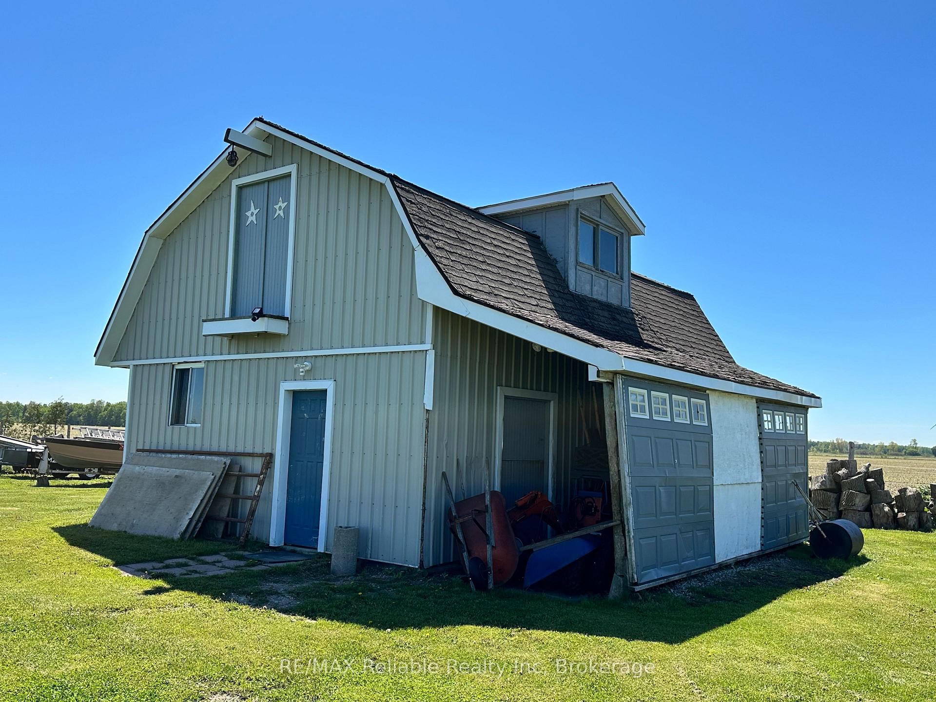 Photo 29 of 34481 Hendrick Road, Bluewater, Hay — HOMEH