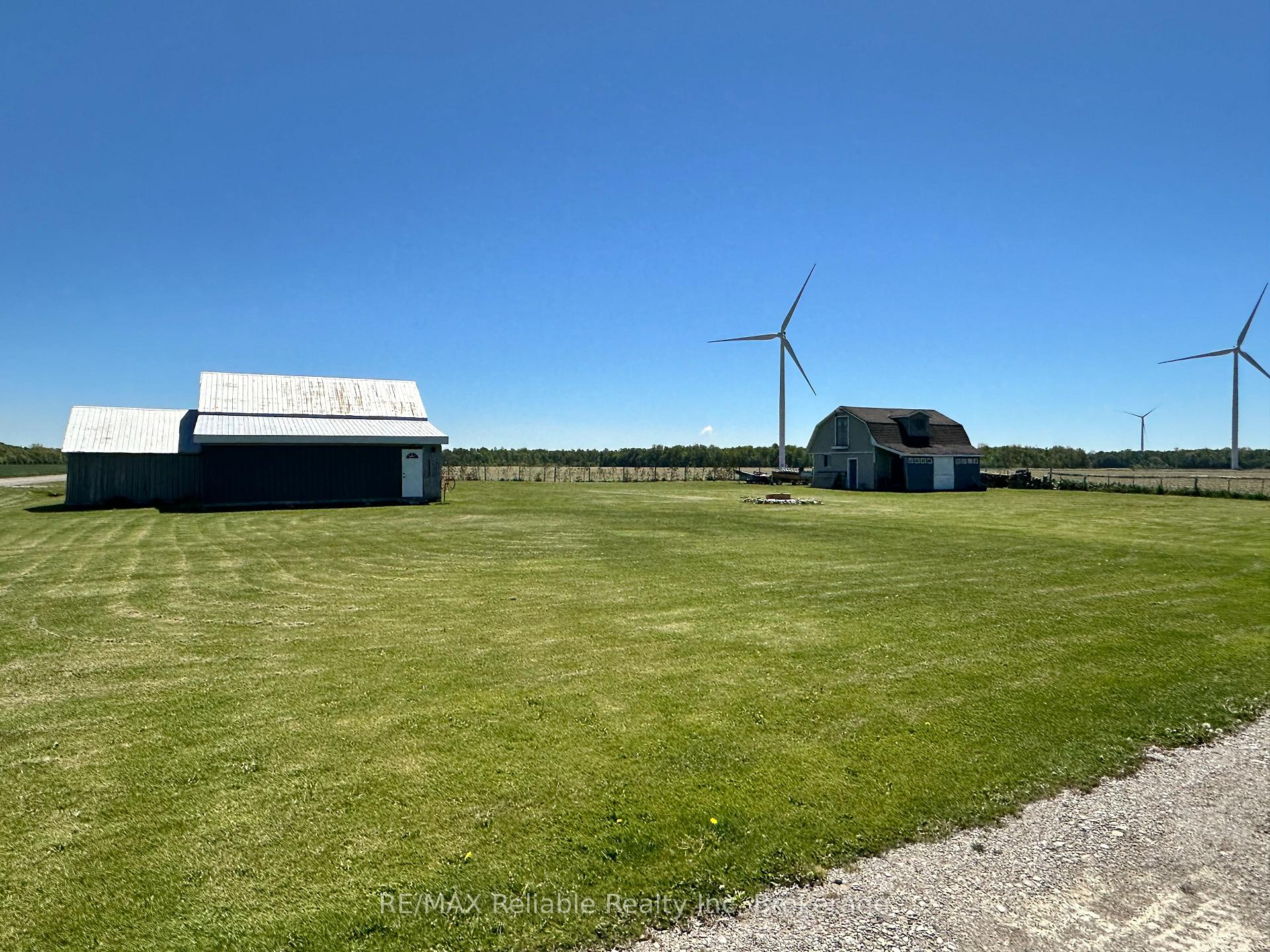 Photo 28 of 34481 Hendrick Road, Bluewater, Hay — HOMEH