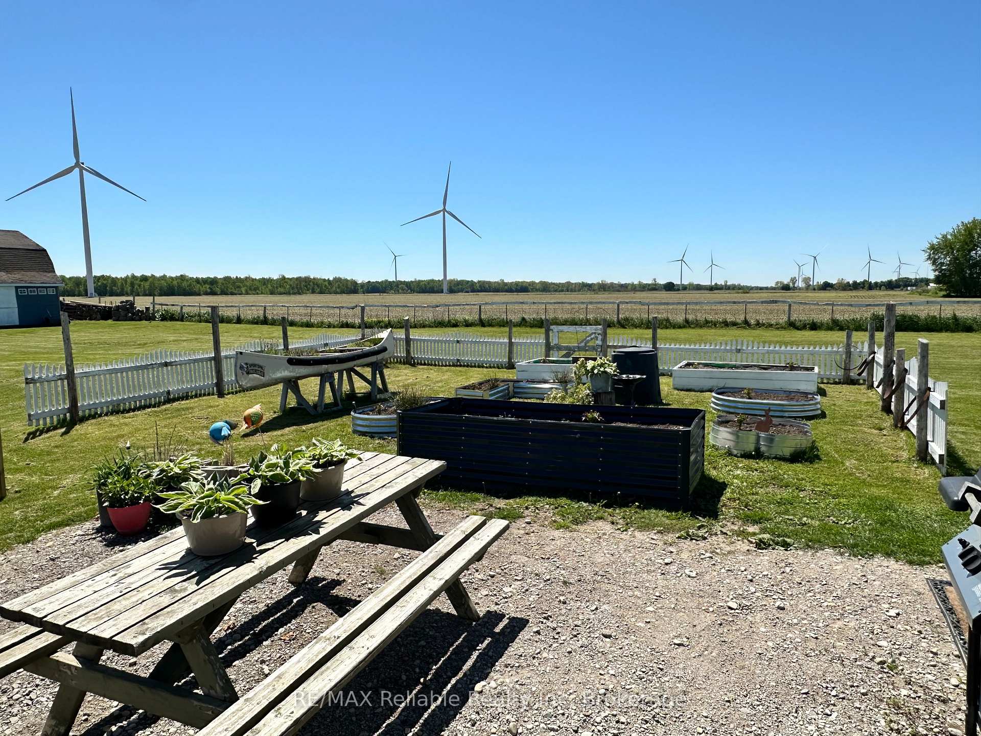 Photo 38 of 34481 Hendrick Road, Bluewater, Hay — HOMEH