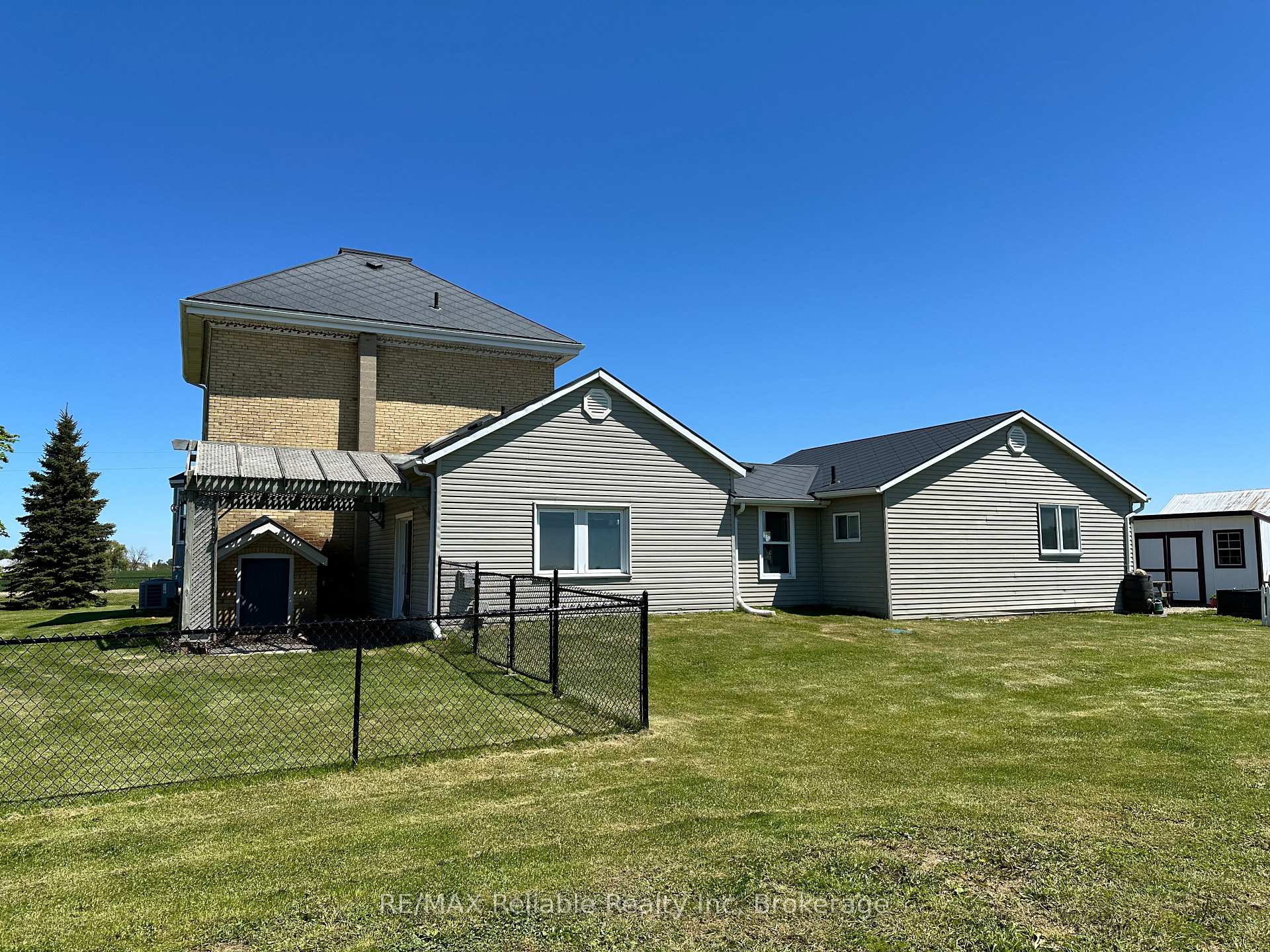 Photo 43 of 34481 Hendrick Road, Bluewater, Hay — HOMEH