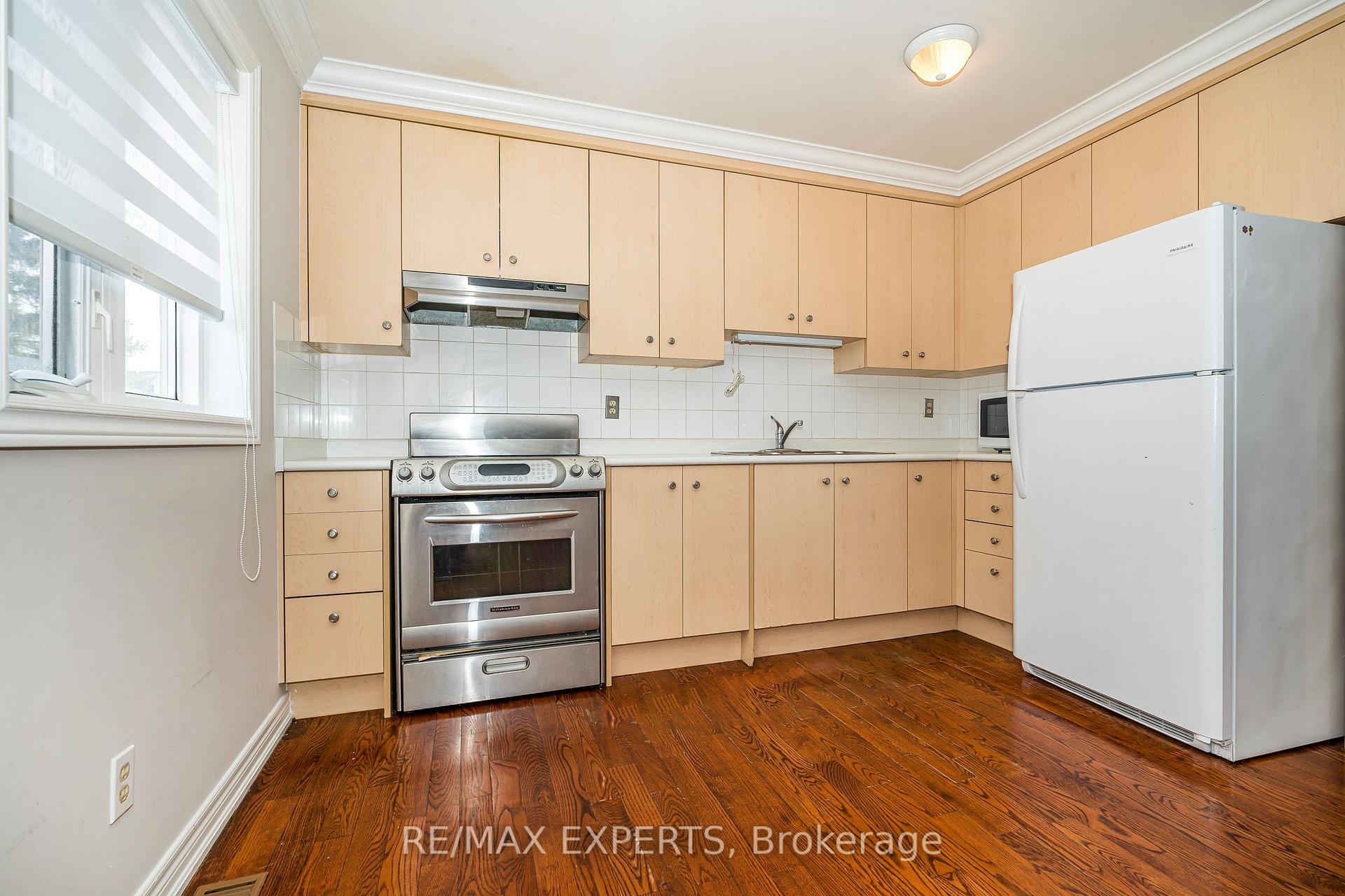 Photo 8 of Unit 3, 8310 Islington Avenue, Vaughan, Islington Woods — HOMEH